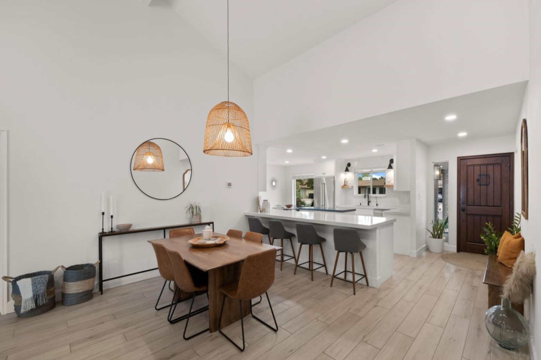 8508 E Via De Los Libros 