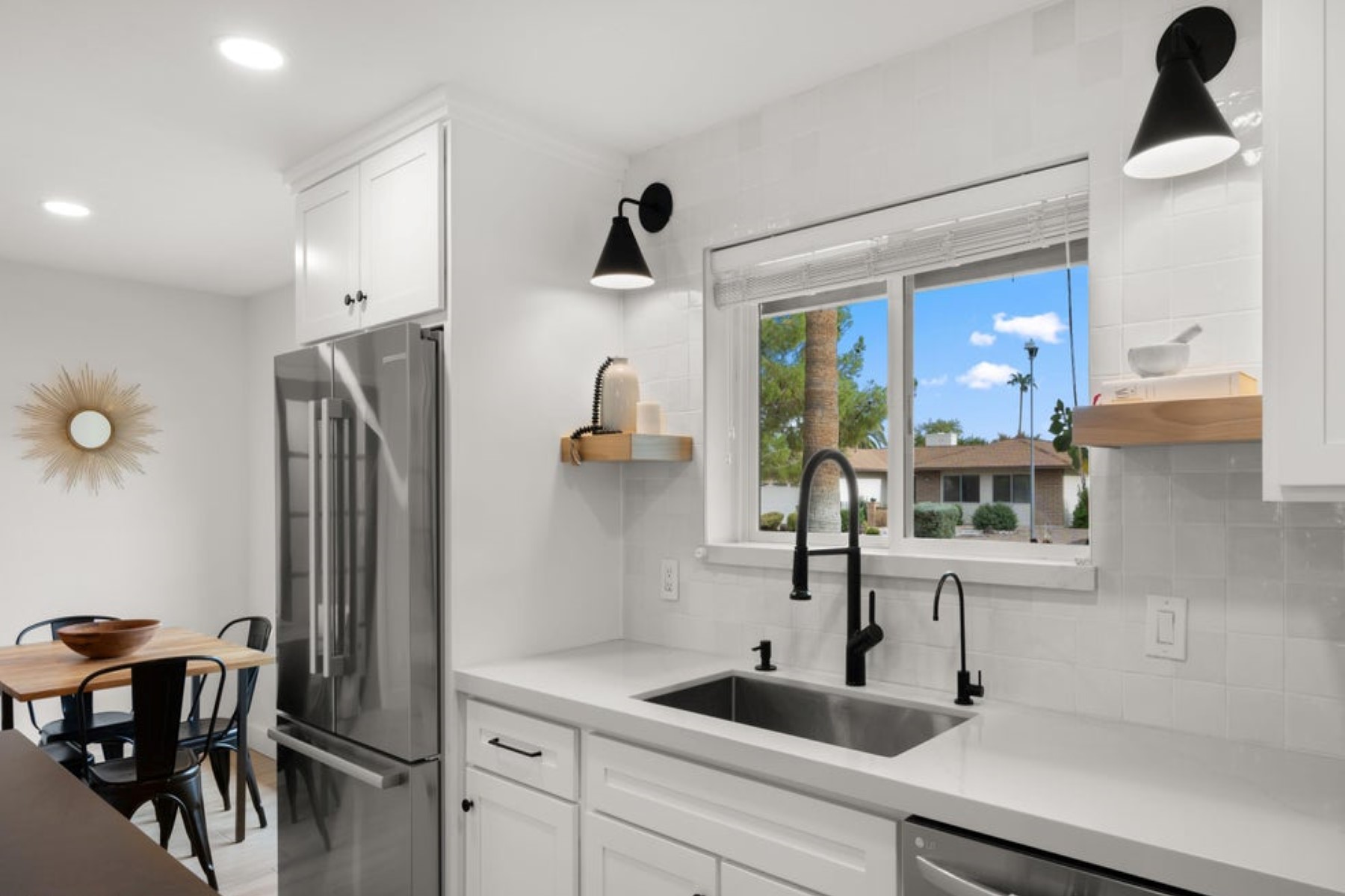 8508 E Via De Los Libros 