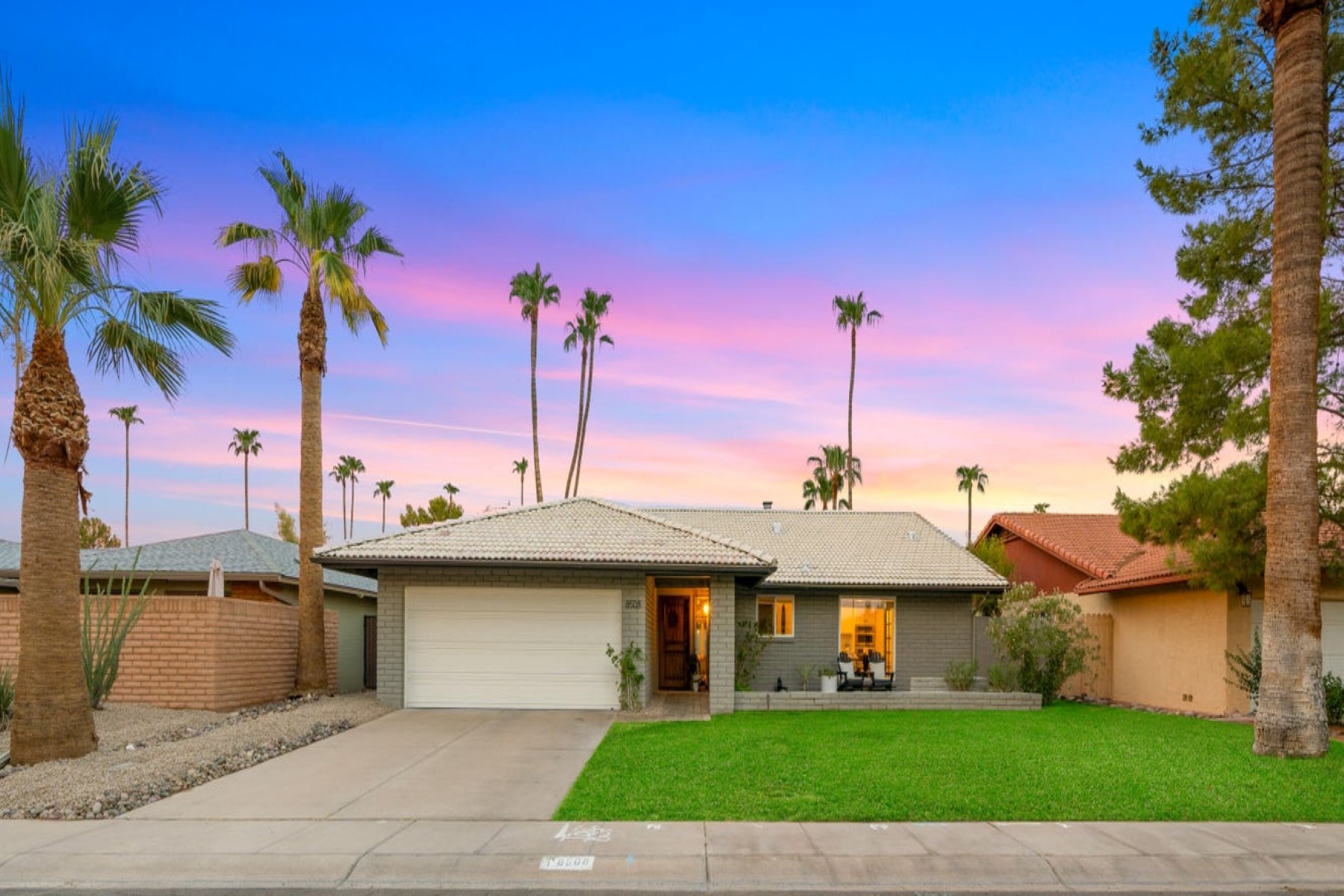 8508 E Via De Los Libros 