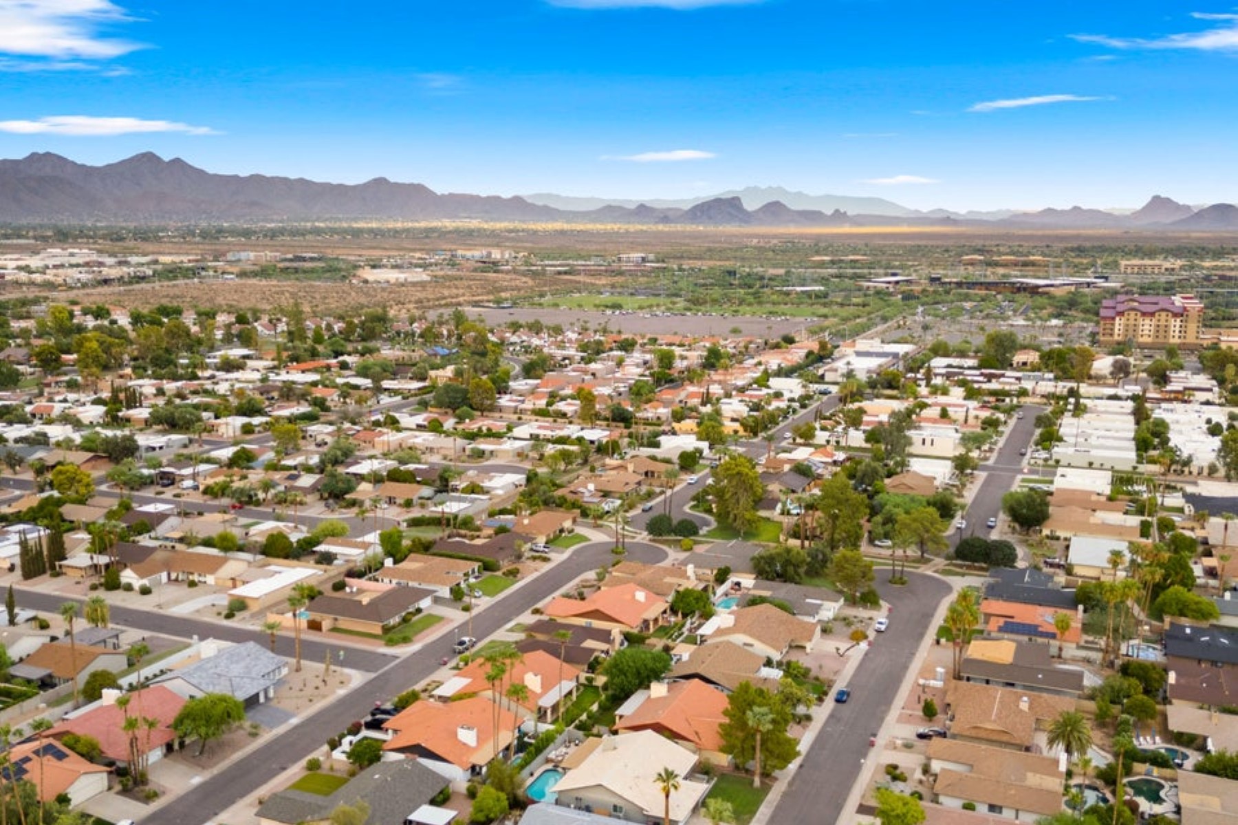 8508 E Via De Los Libros 