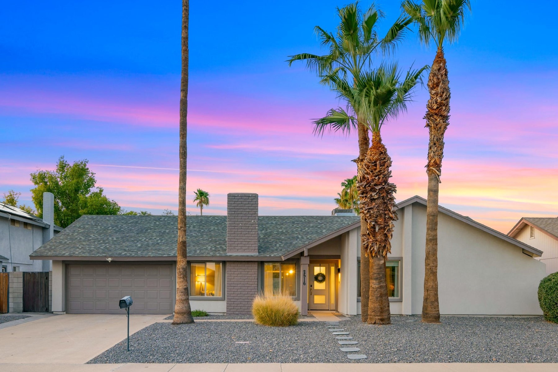 2516 W Acoma Drive 