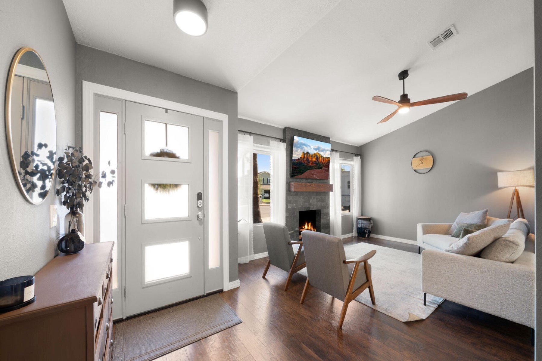 2516 W Acoma Drive 