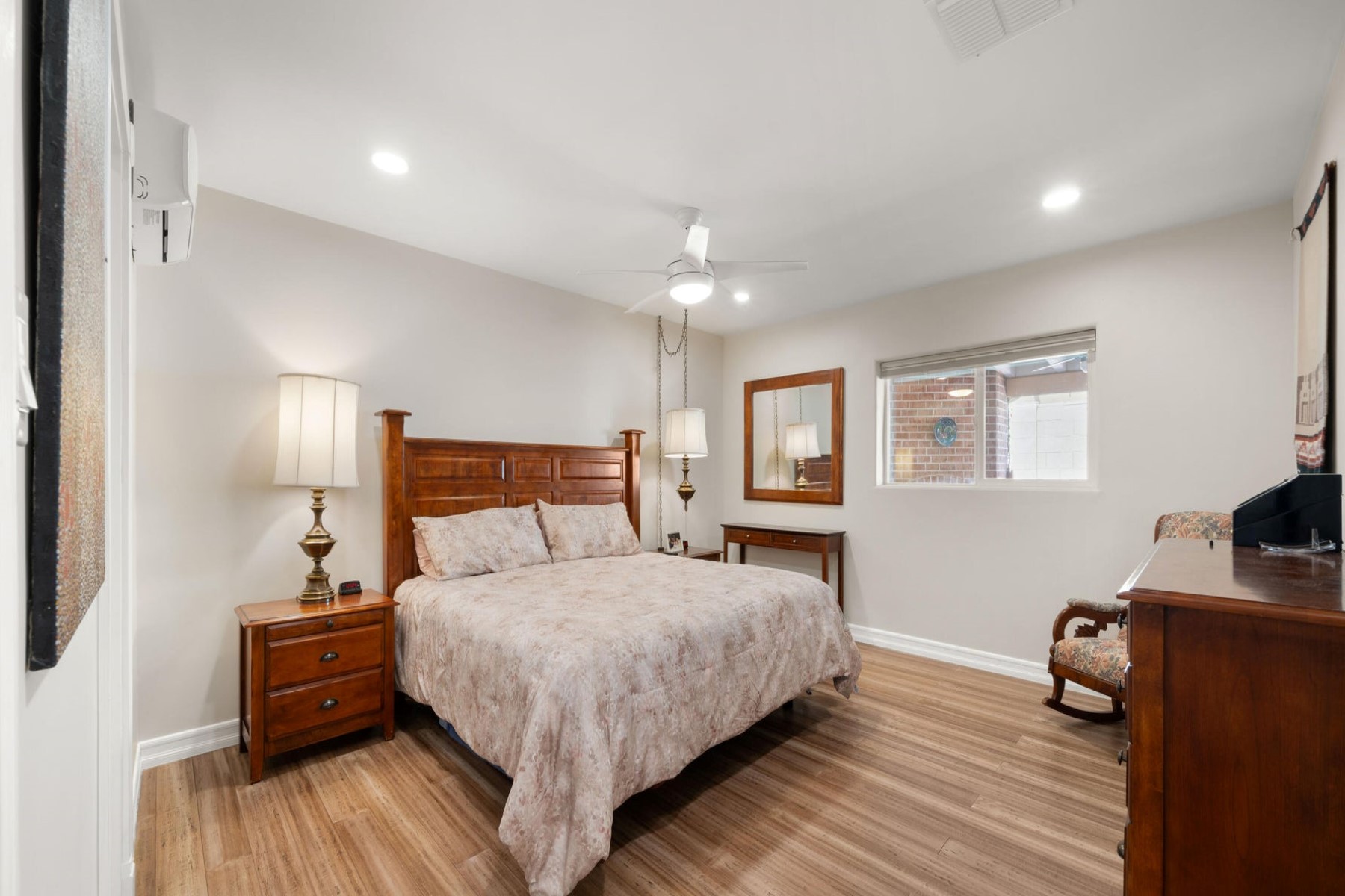 7802 E Northland Drive 