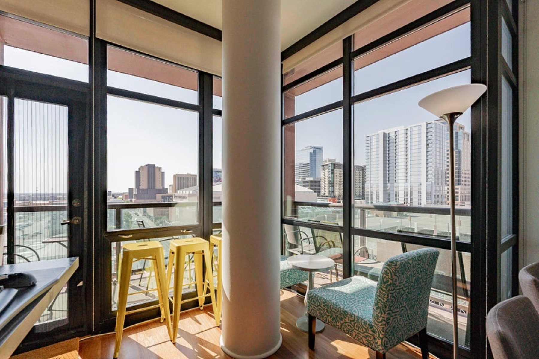 310 S 4th Street 905 