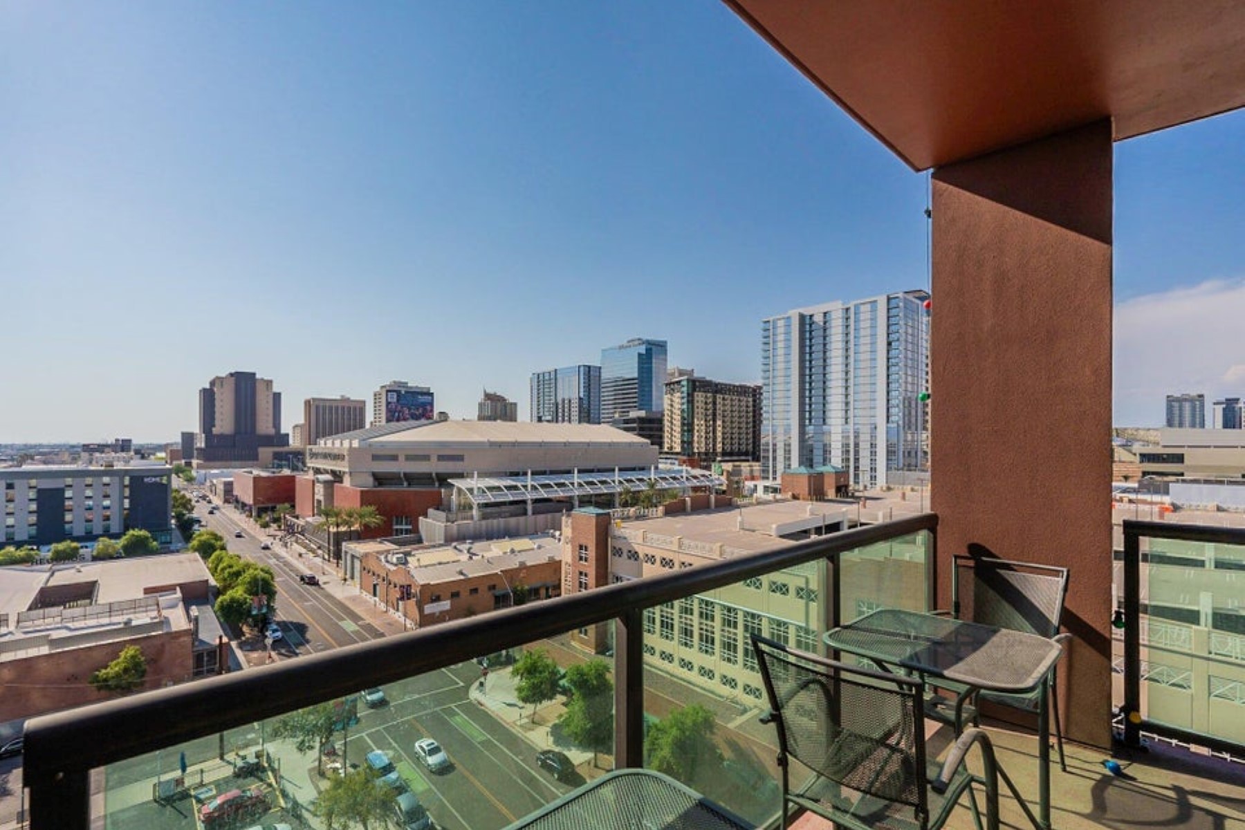 310 S 4th Street 905 