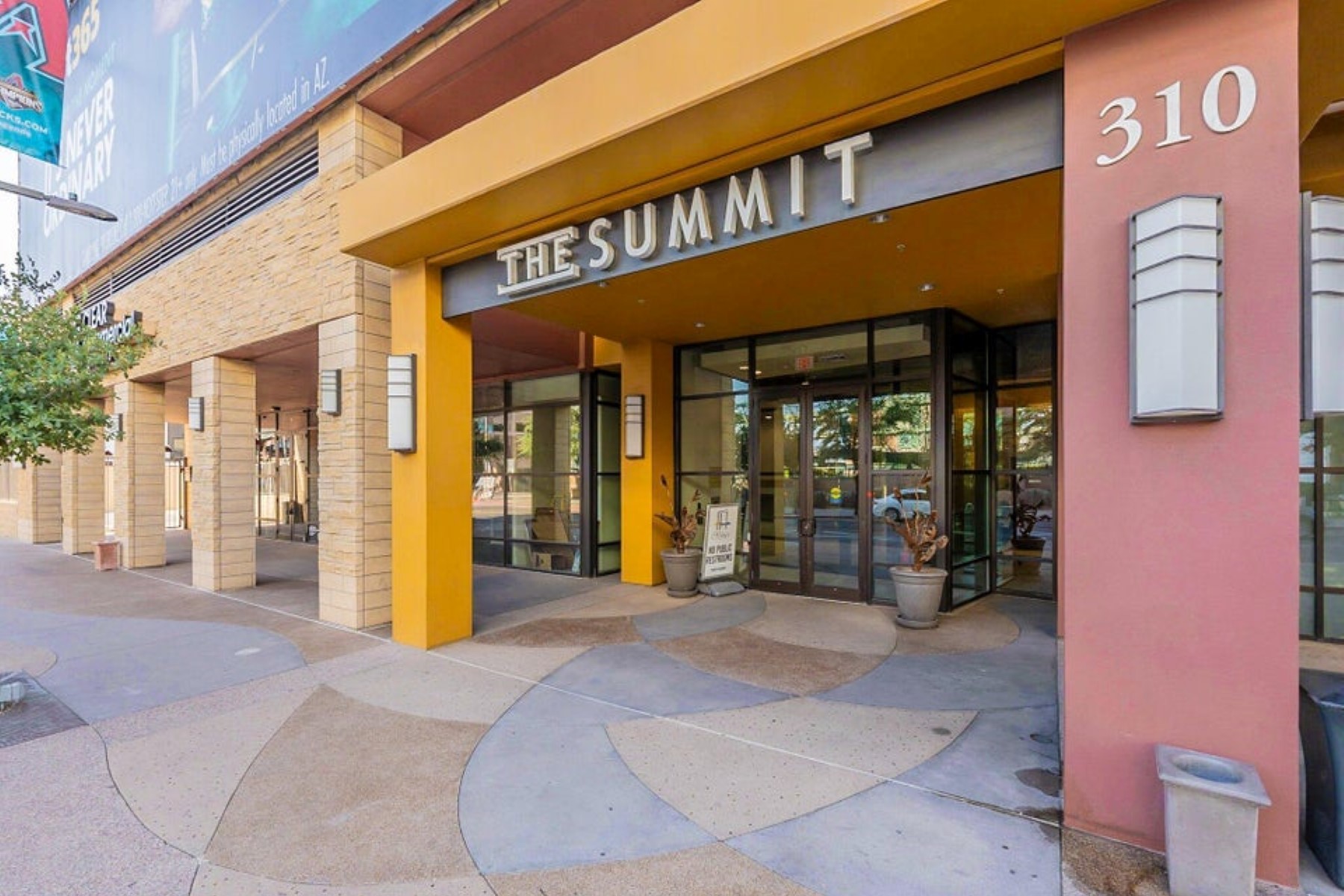 310 S 4th Street 905 