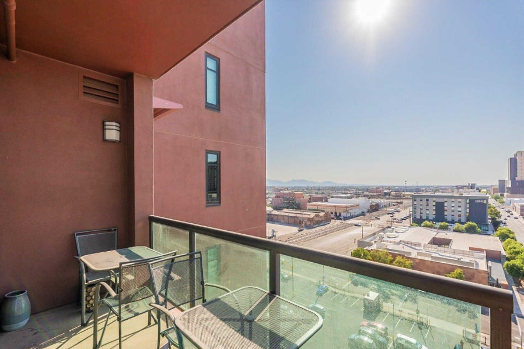 310 S 4th Street 905 