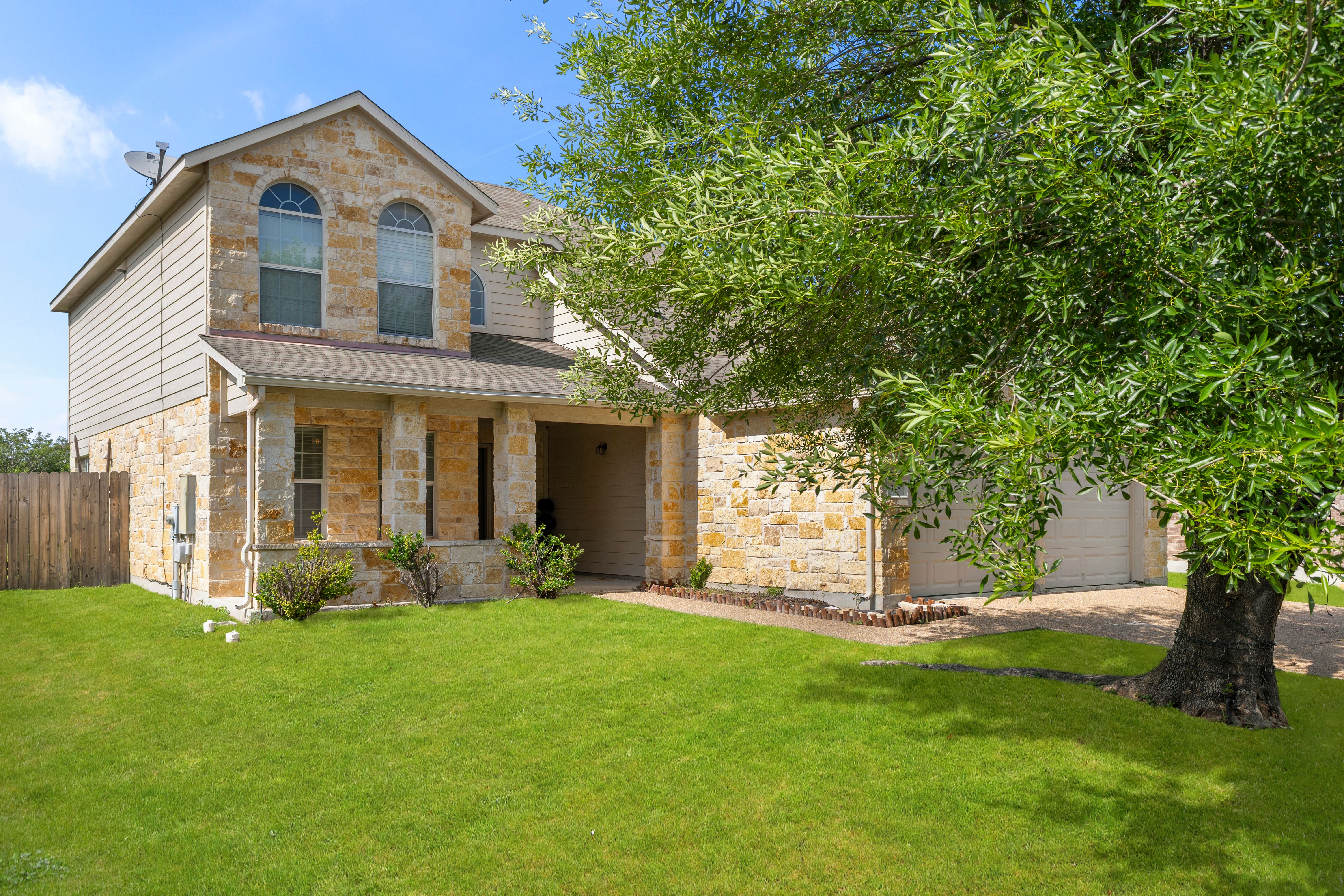 348 King Elder Lane 