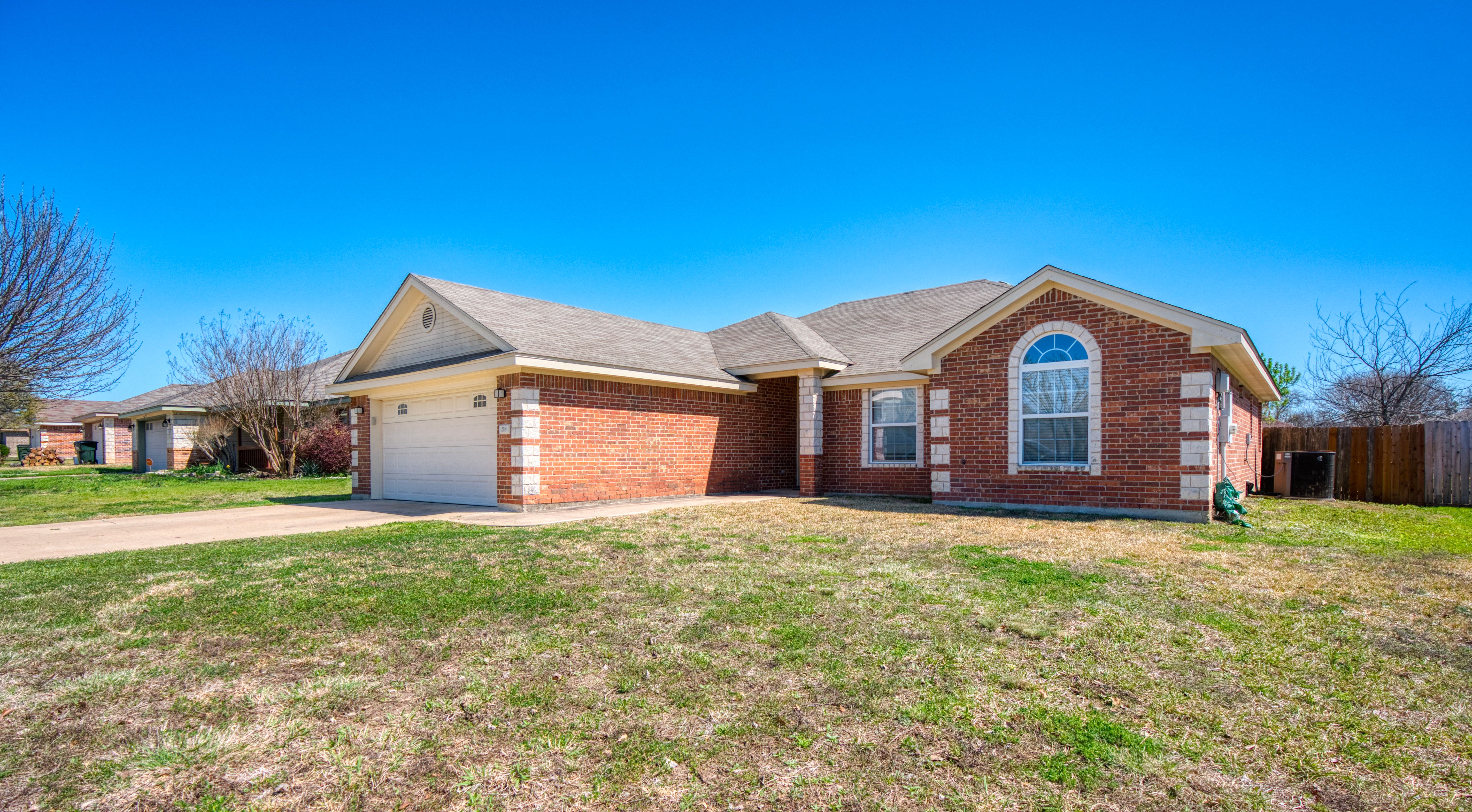 218 Oak Ridge Drive 