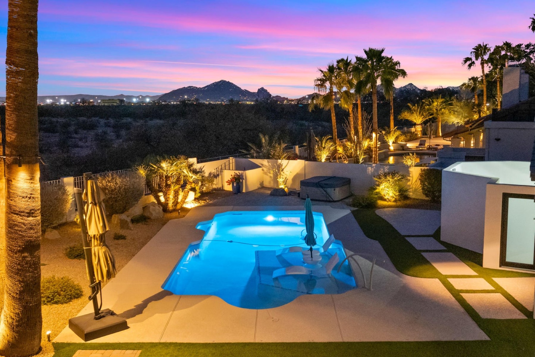 9841 E Doubletree Ranch Road 