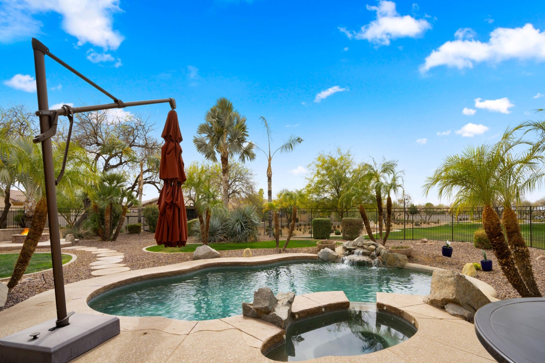 5632 S Four Peaks Place 