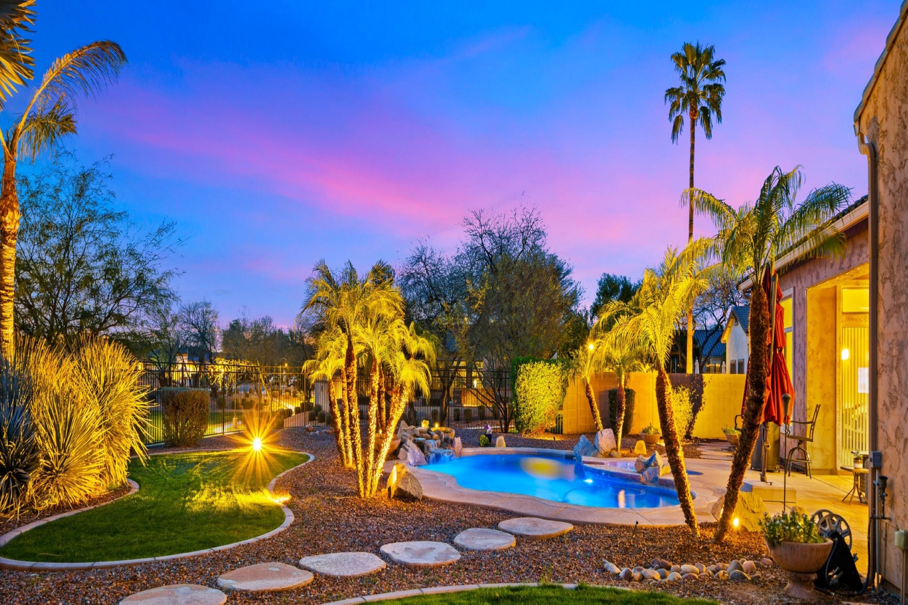 5632 S Four Peaks Place 