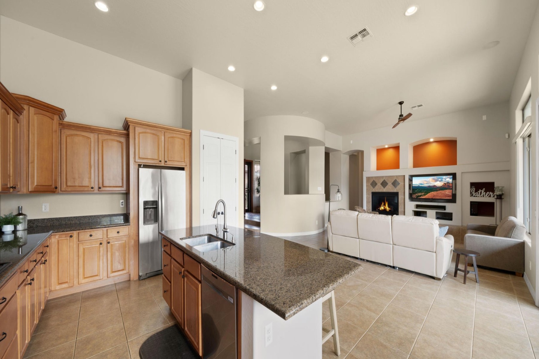 5632 S Four Peaks Place 