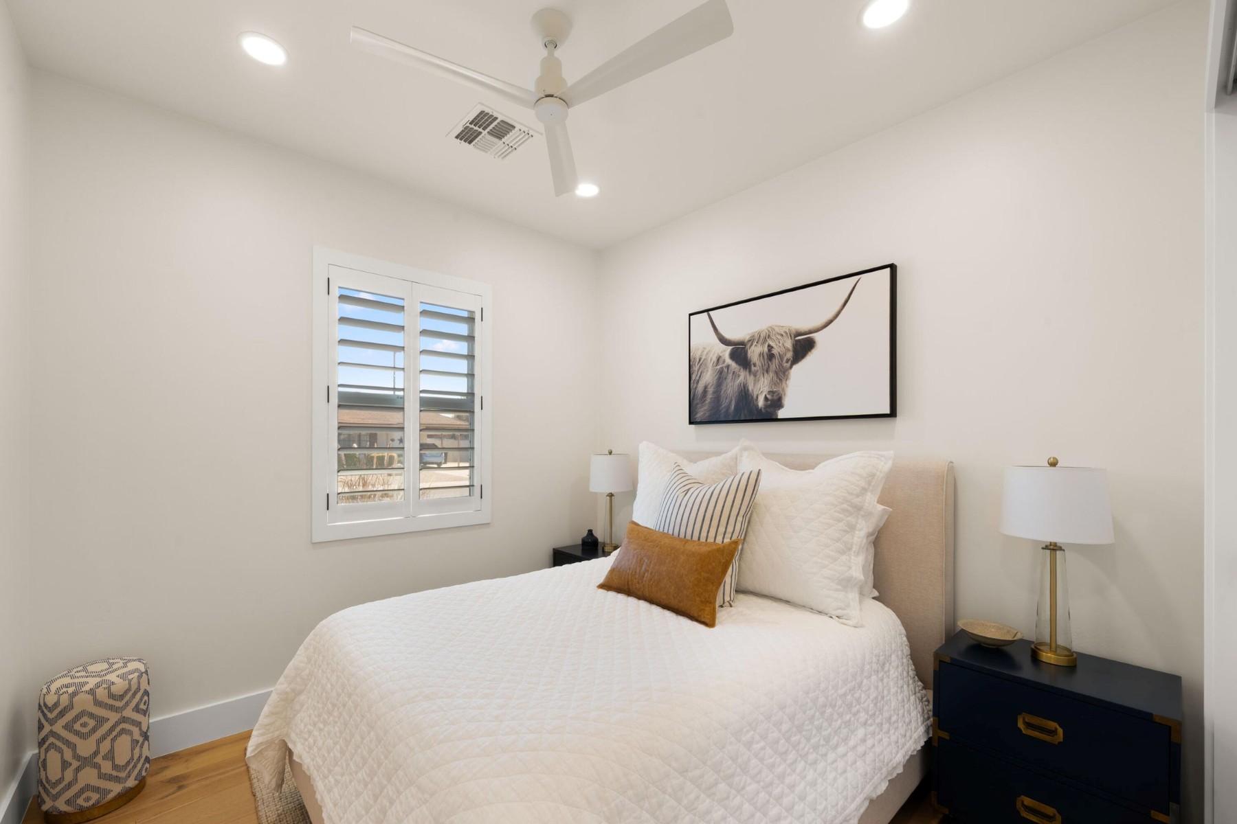 8238 E Wilshire Drive 