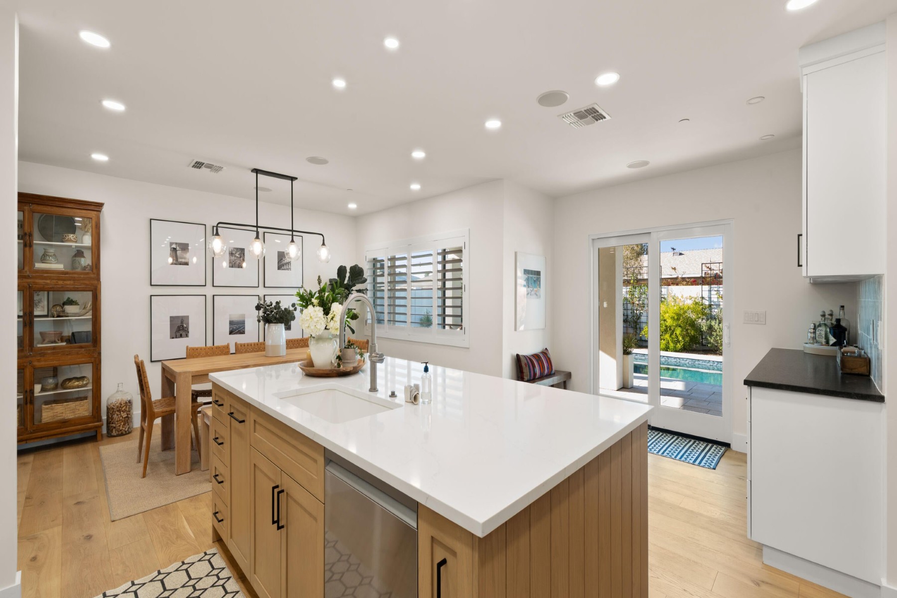 8238 E Wilshire Drive 