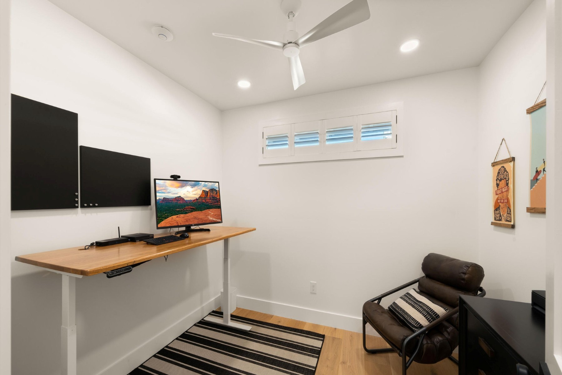 8238 E Wilshire Drive 