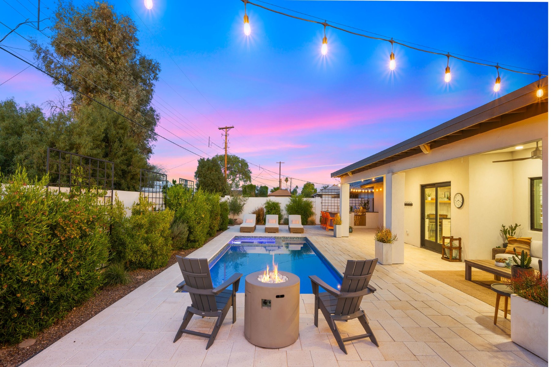 8238 E Wilshire Drive 