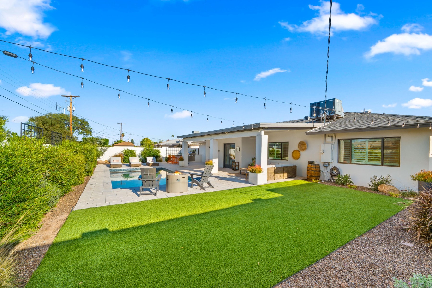 8238 E Wilshire Drive 