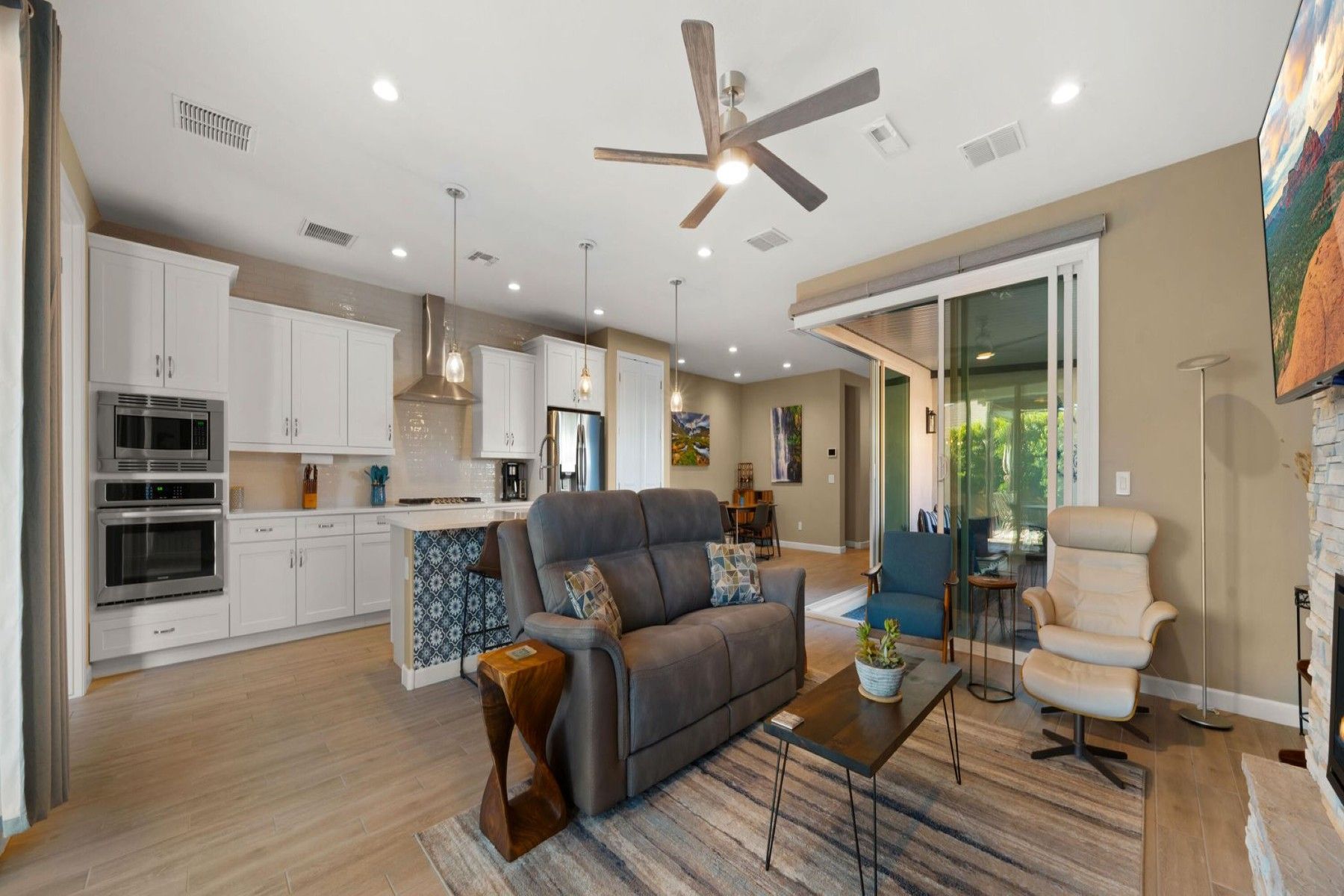 2055 E Park View Lane 