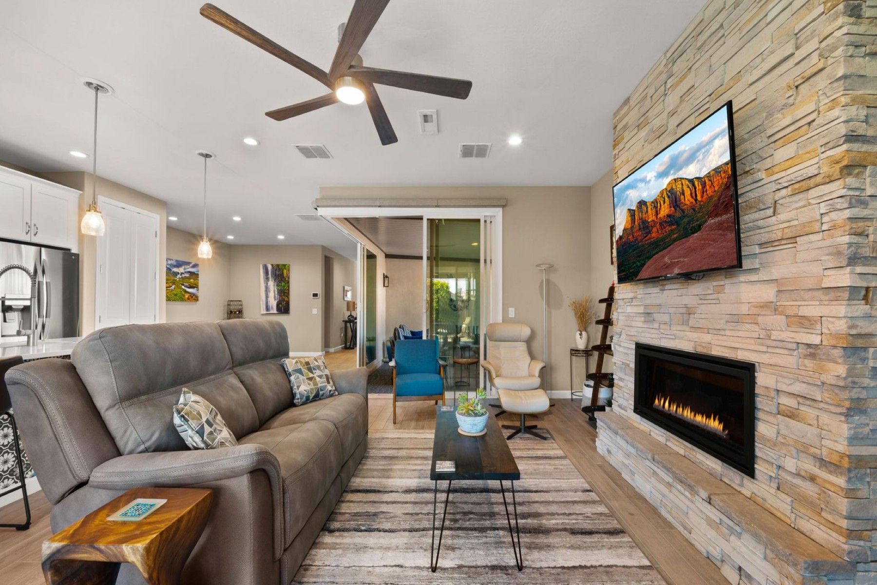 2055 E Park View Lane 