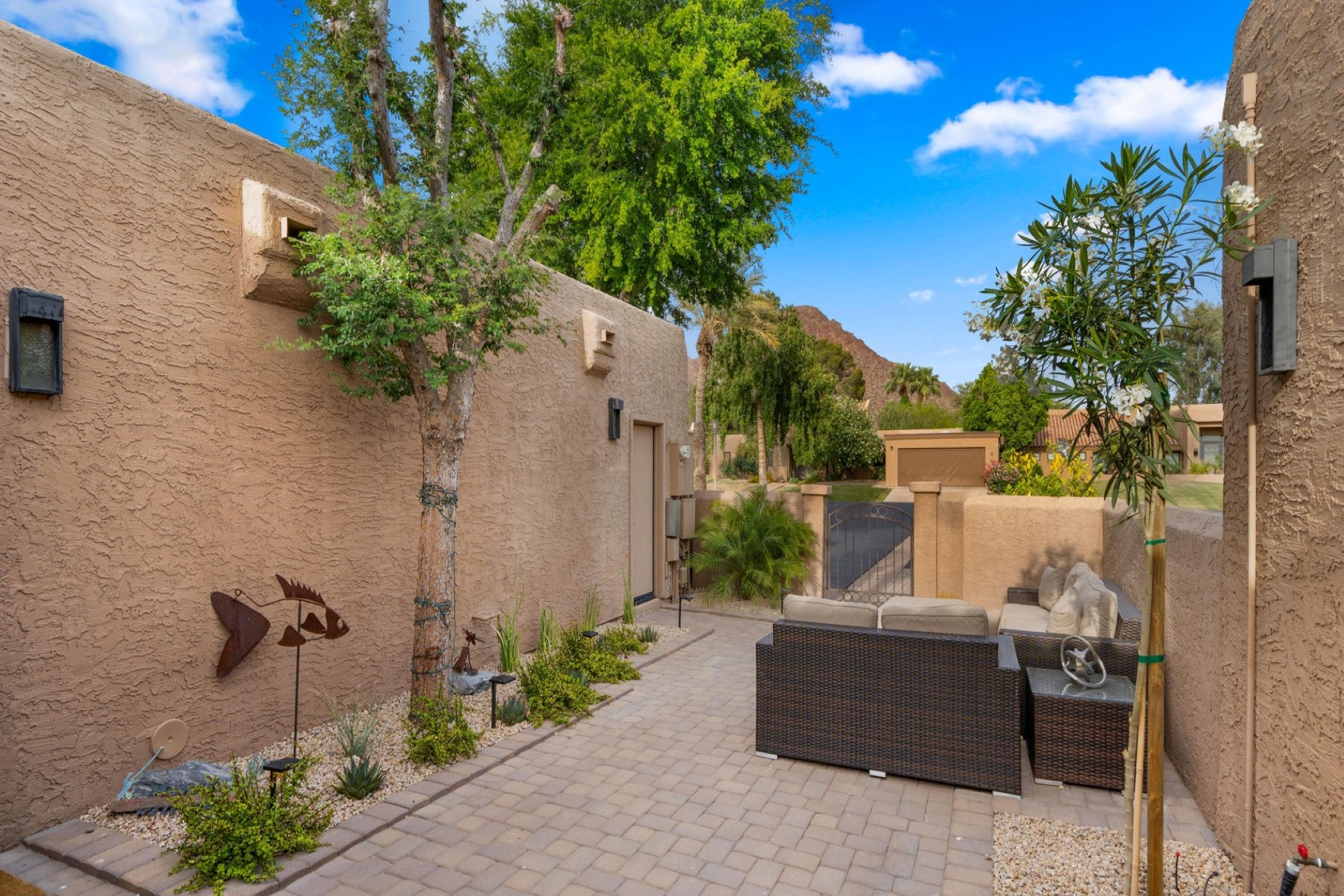 4450 E Camelback Road-Broker Exclusive 4