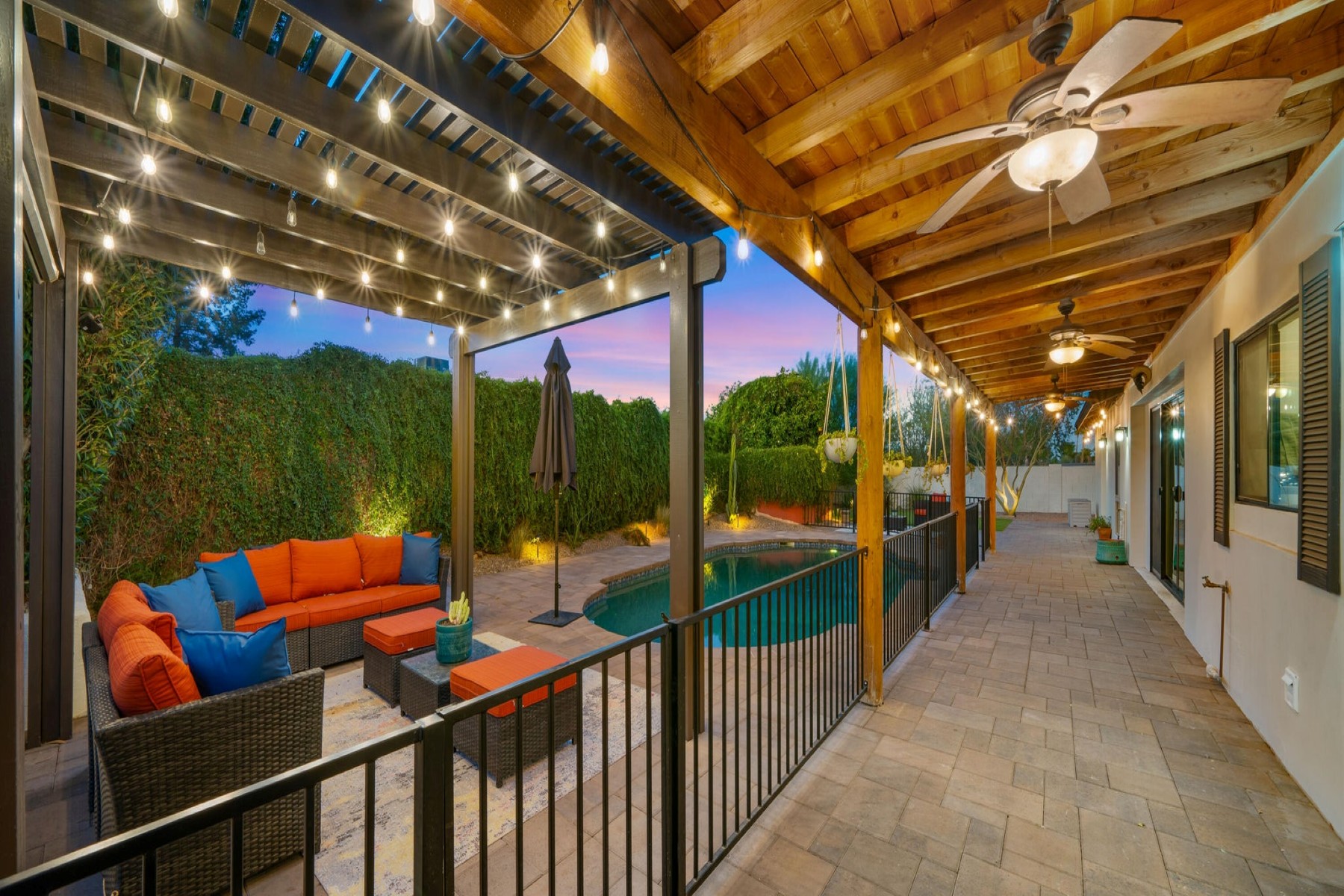 2250 E Sahuaro Drive 