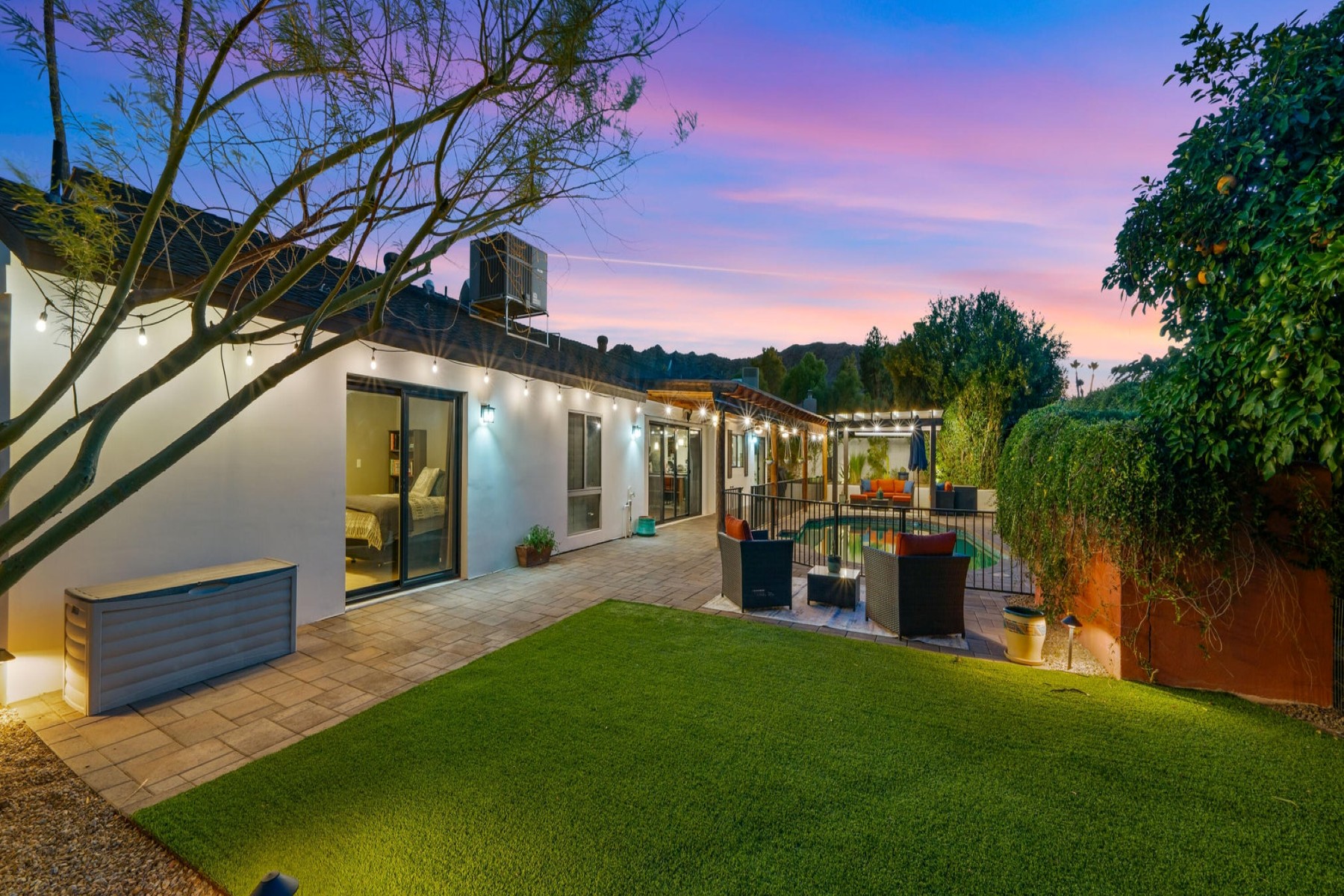 2250 E Sahuaro Drive 