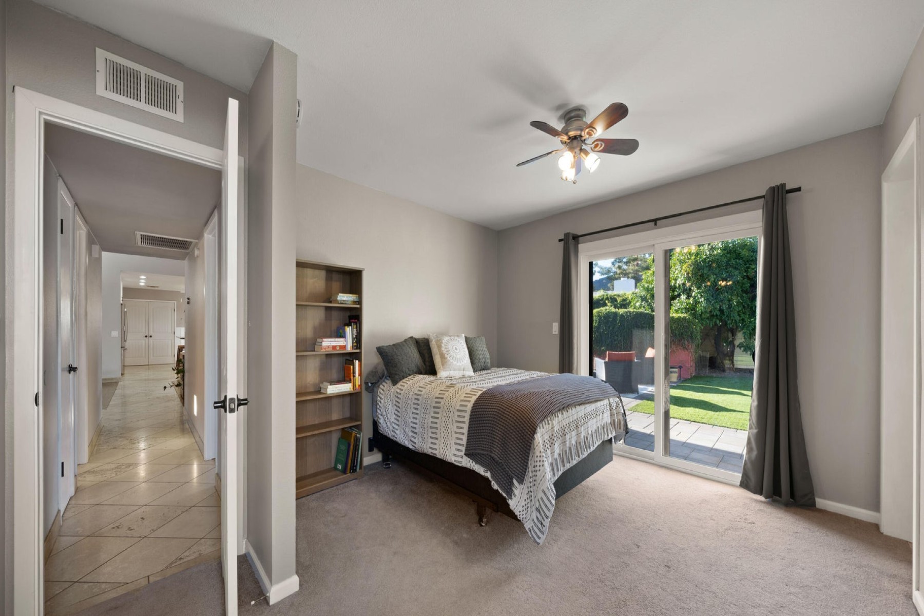 2250 E Sahuaro Drive 