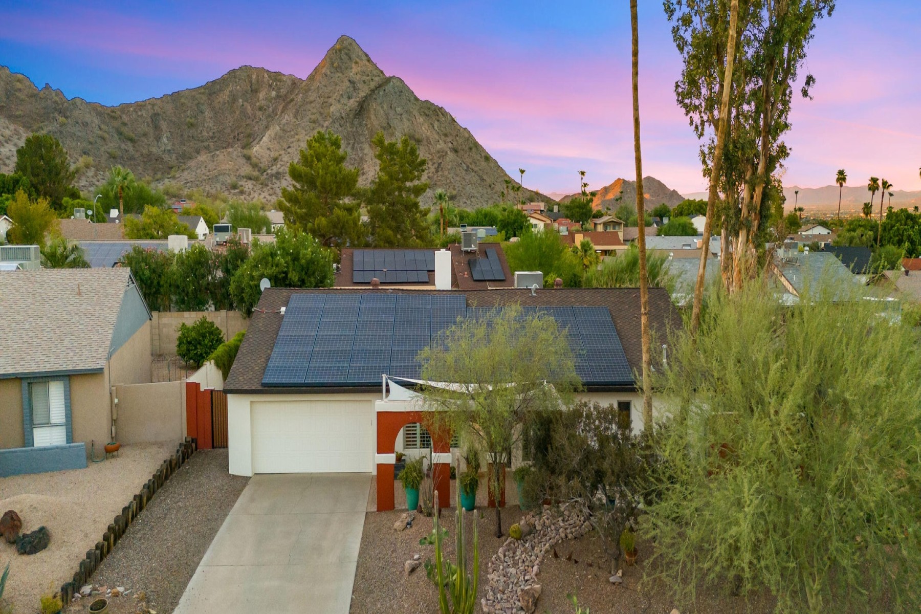 2250 E Sahuaro Drive 