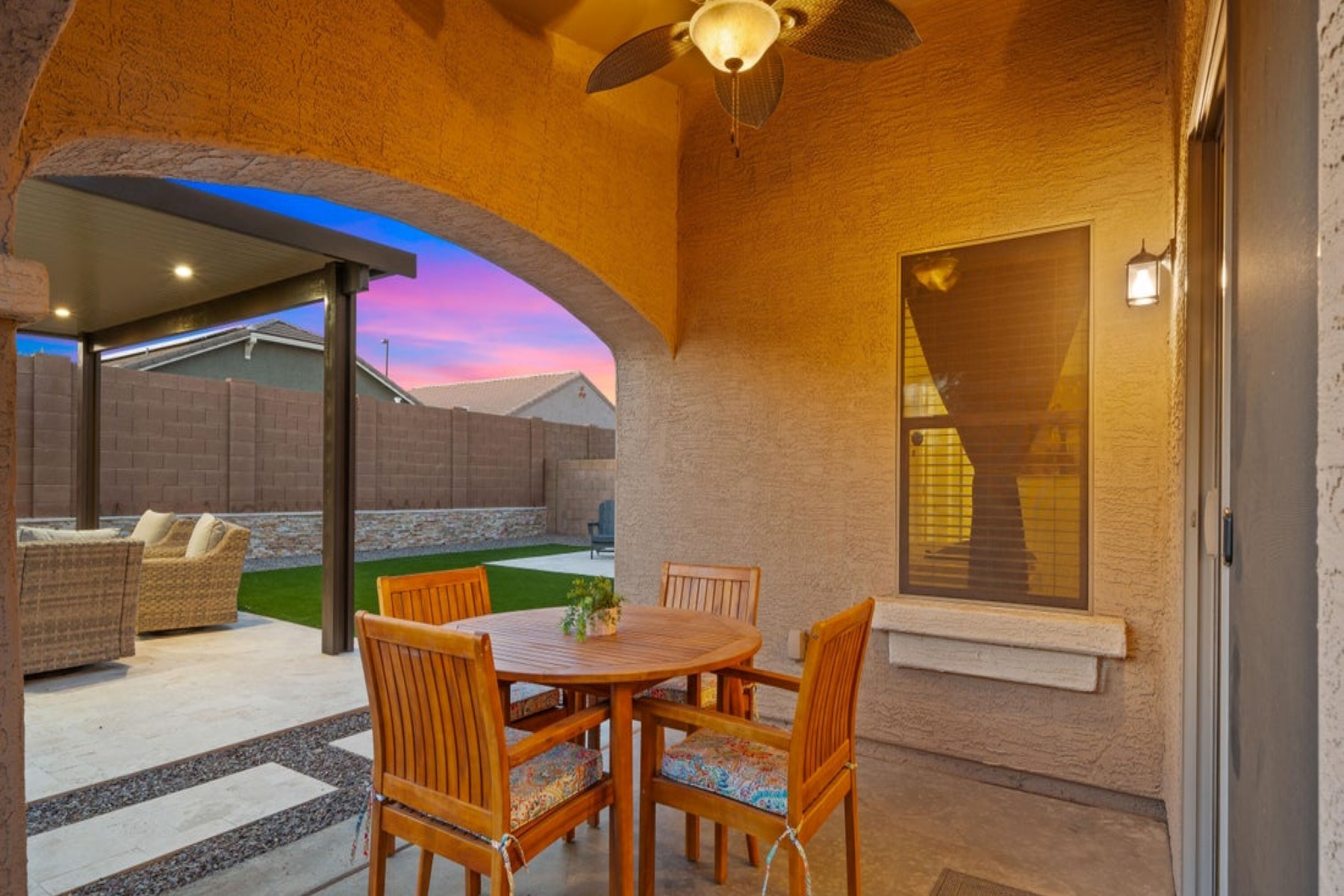 2904 E Mead Drive 