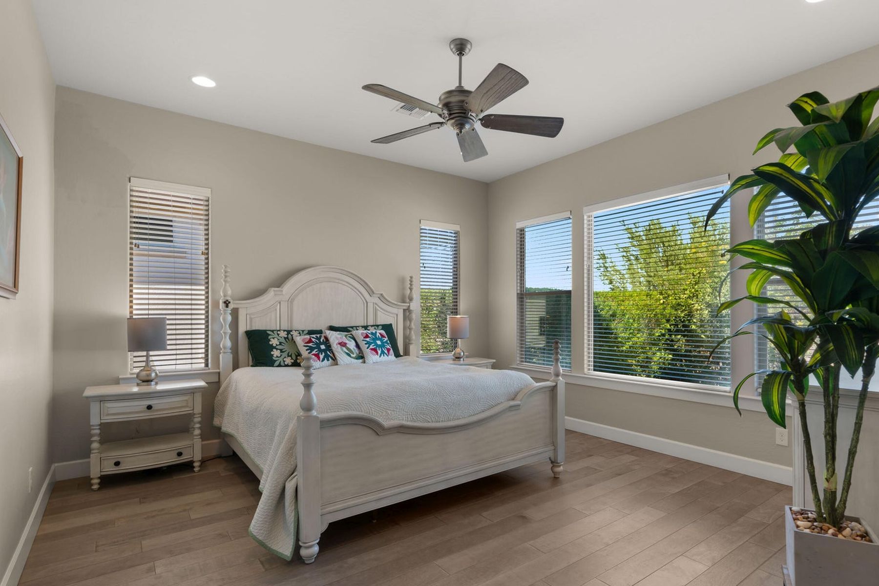 35701 N Granada Lane 