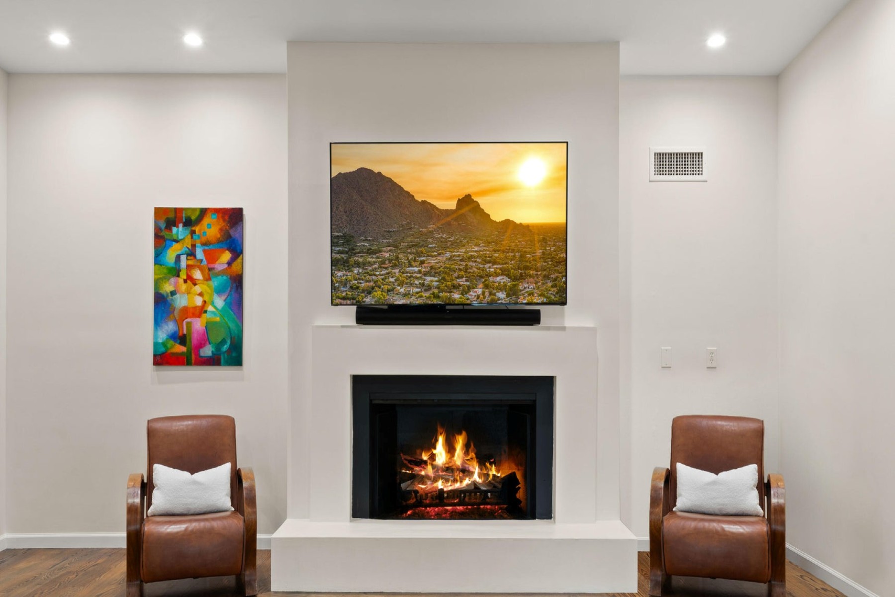 2423 E Marshall Avenue 