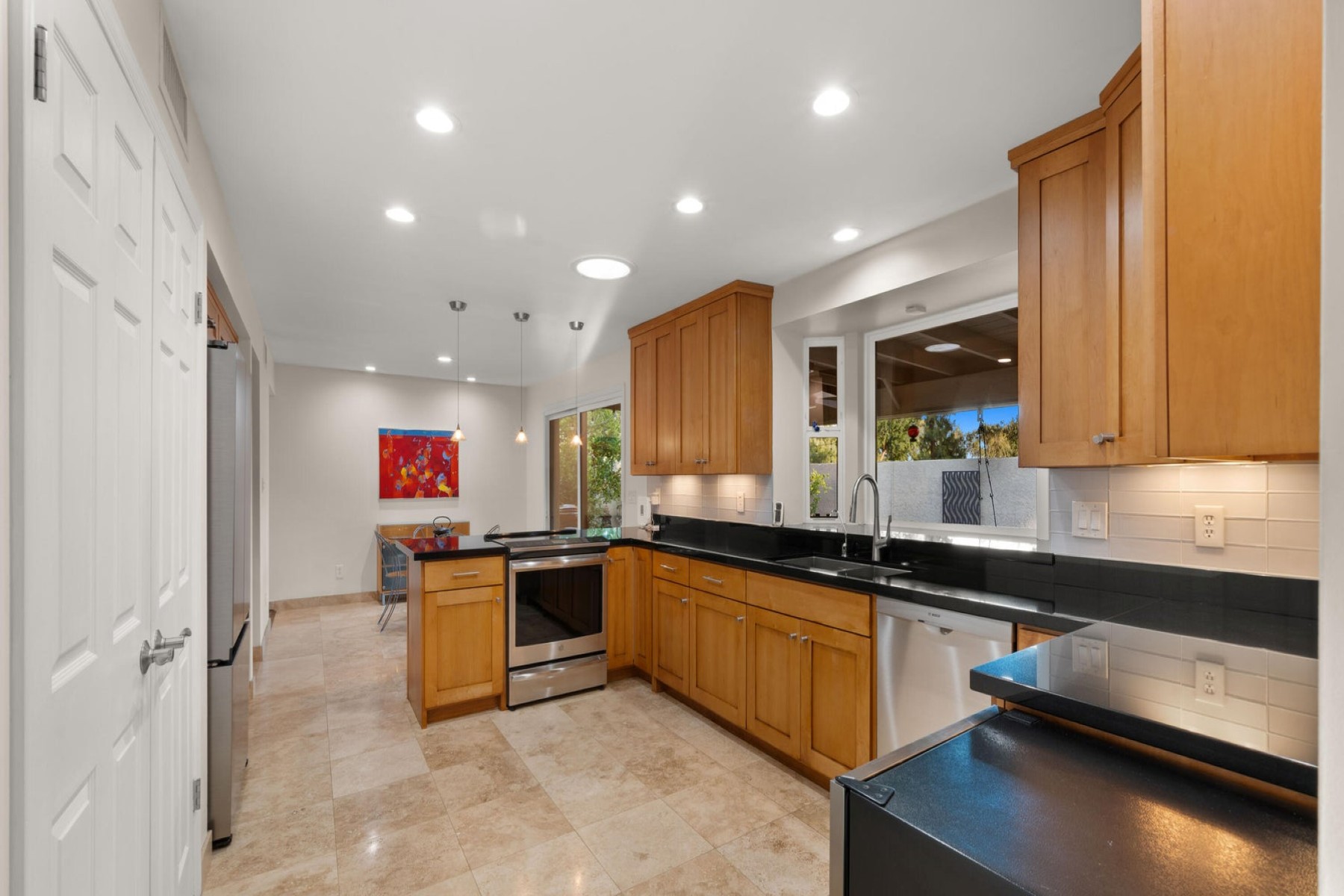 2423 E Marshall Avenue 