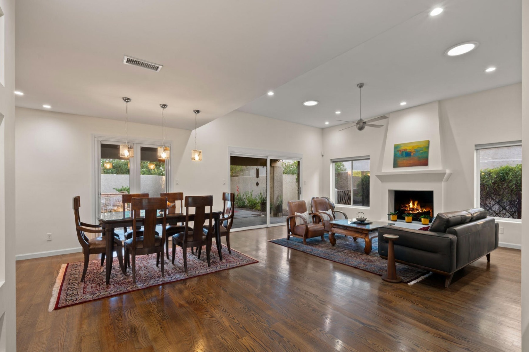 2423 E Marshall Avenue 