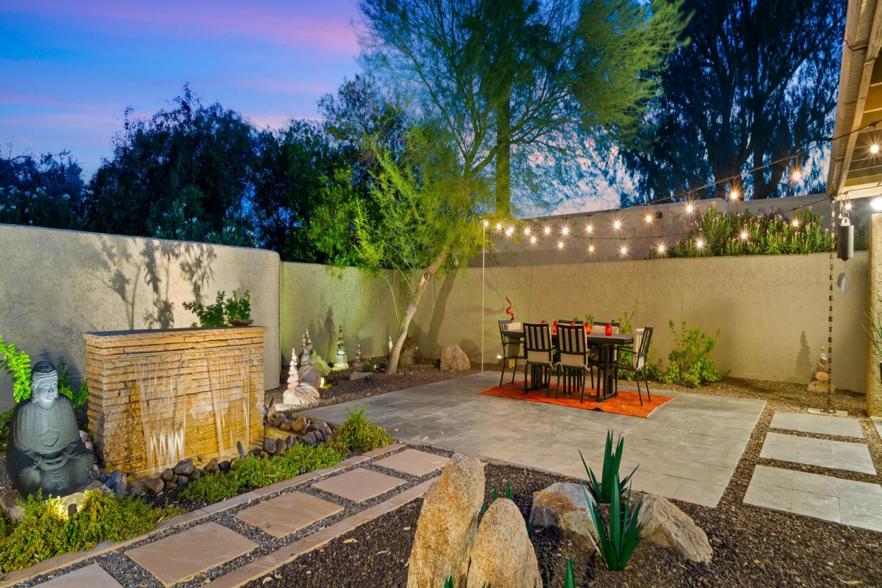 2423 E Marshall Avenue 