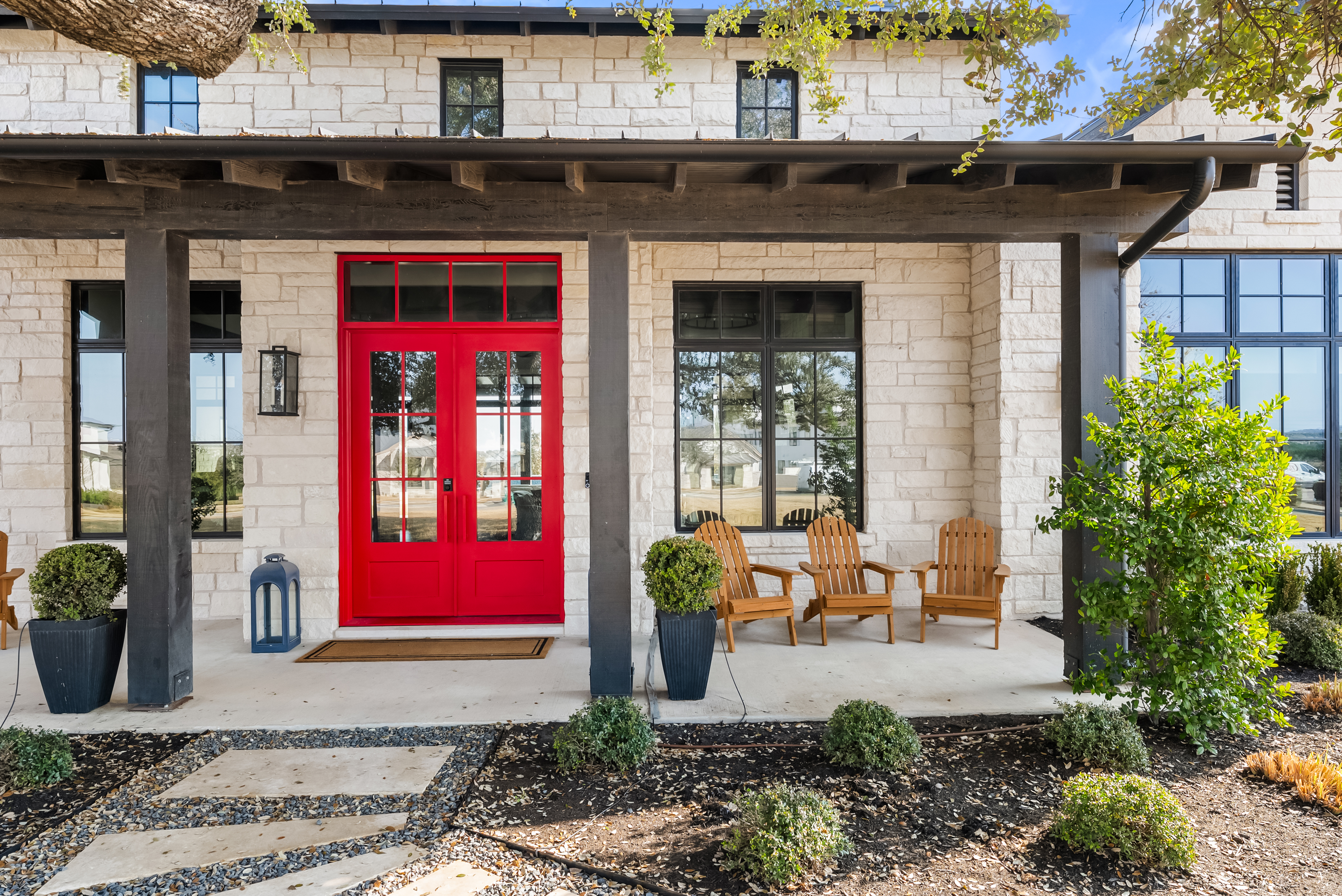 611 Casasanta Trail 
