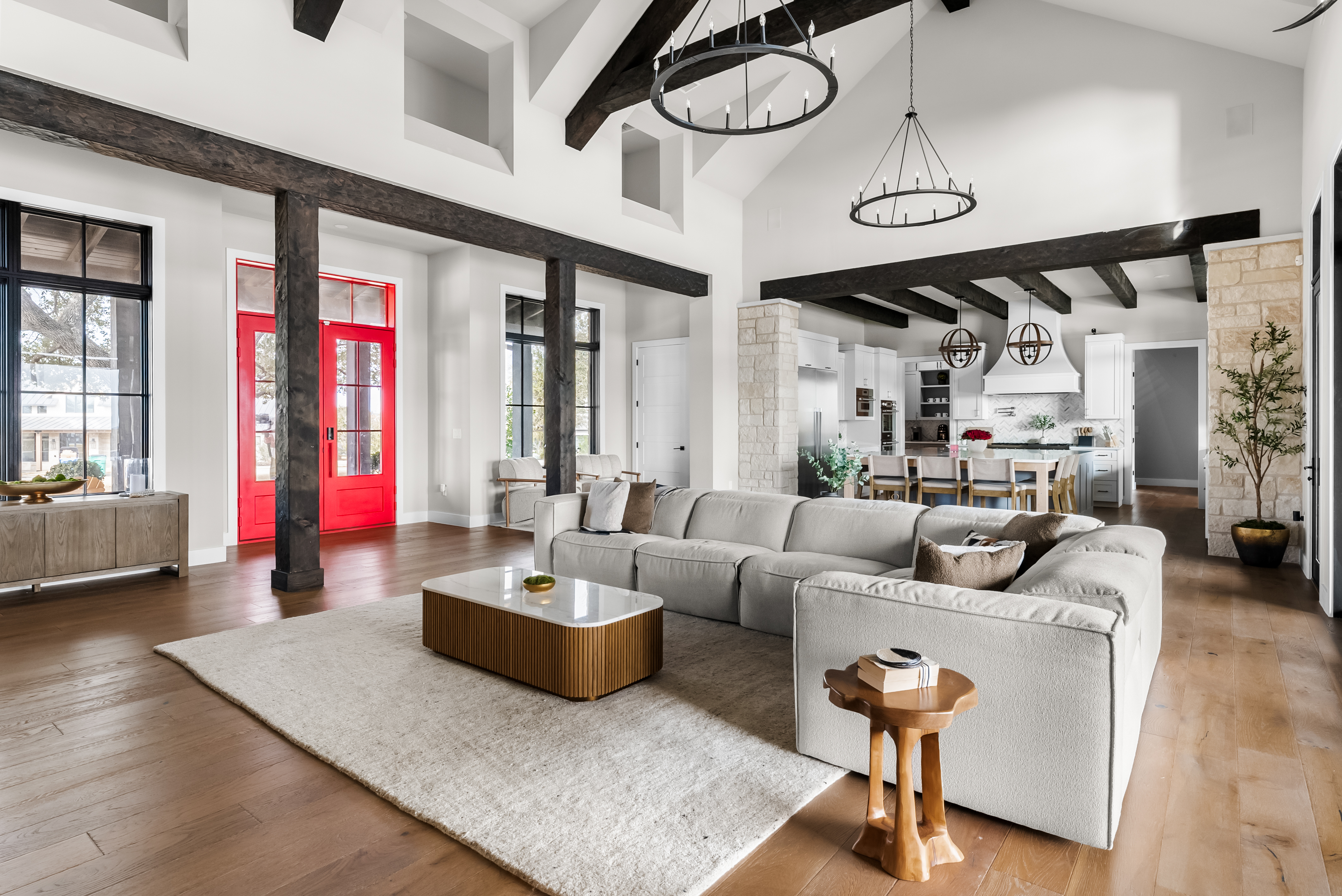611 Casasanta Trail 