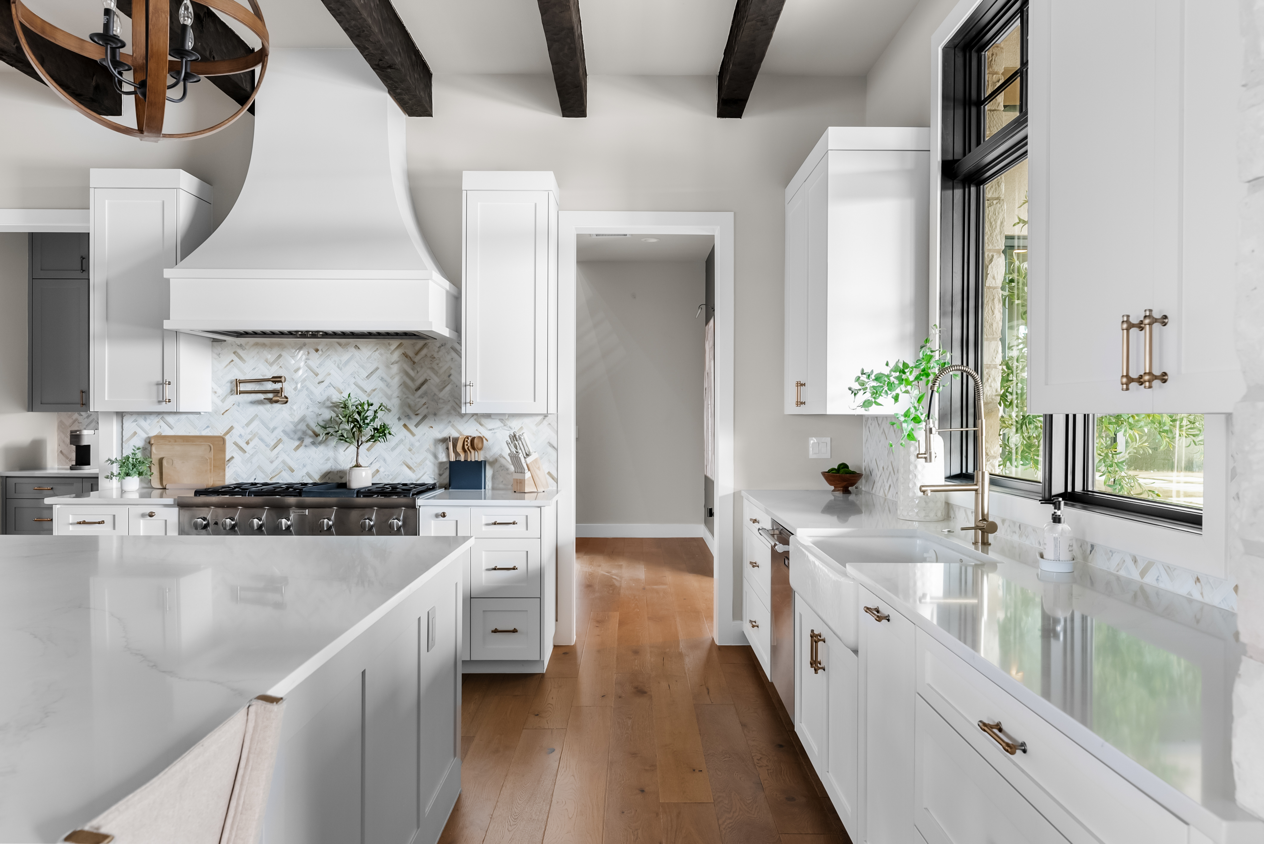 611 Casasanta Trail 