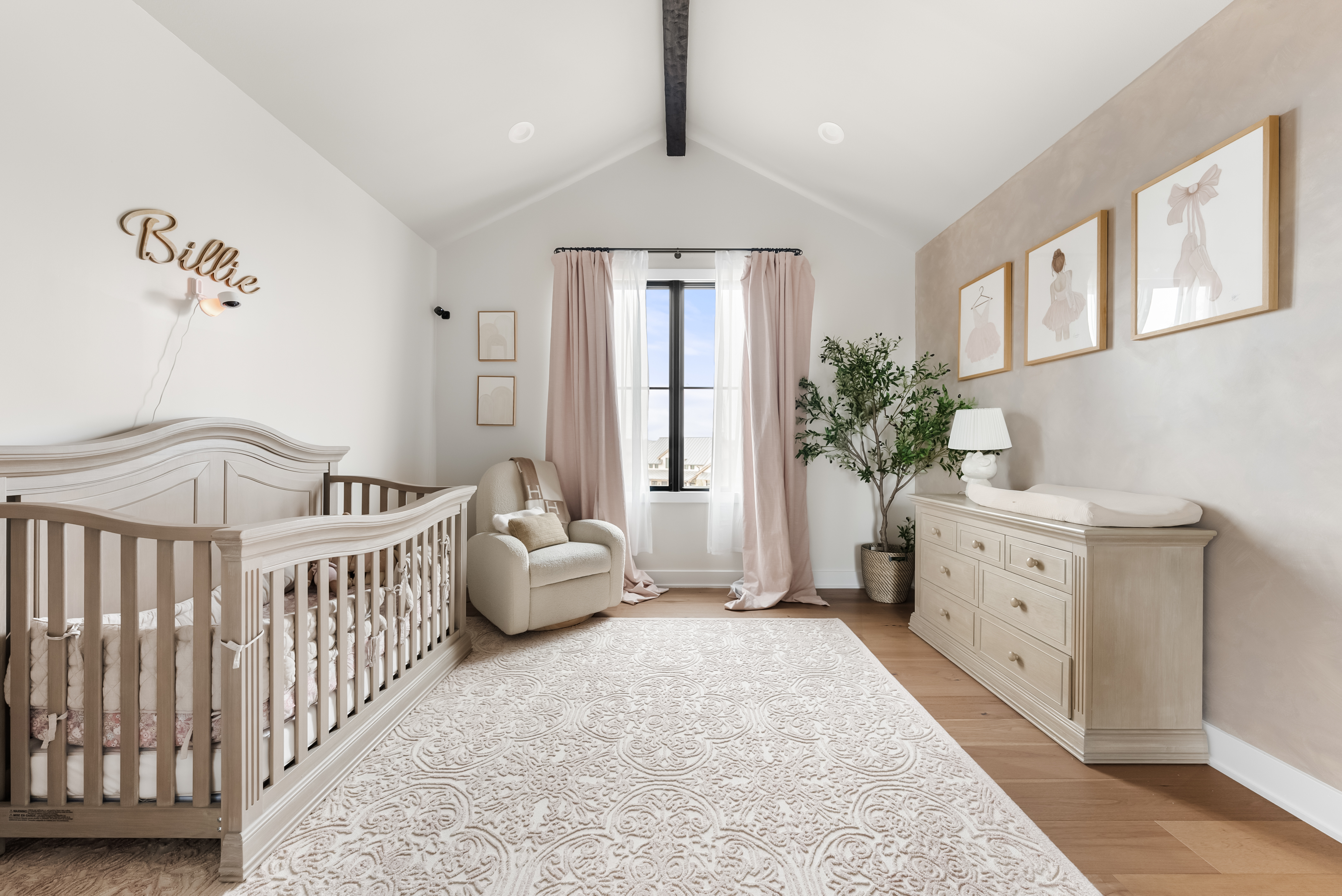 611 Casasanta Trail 