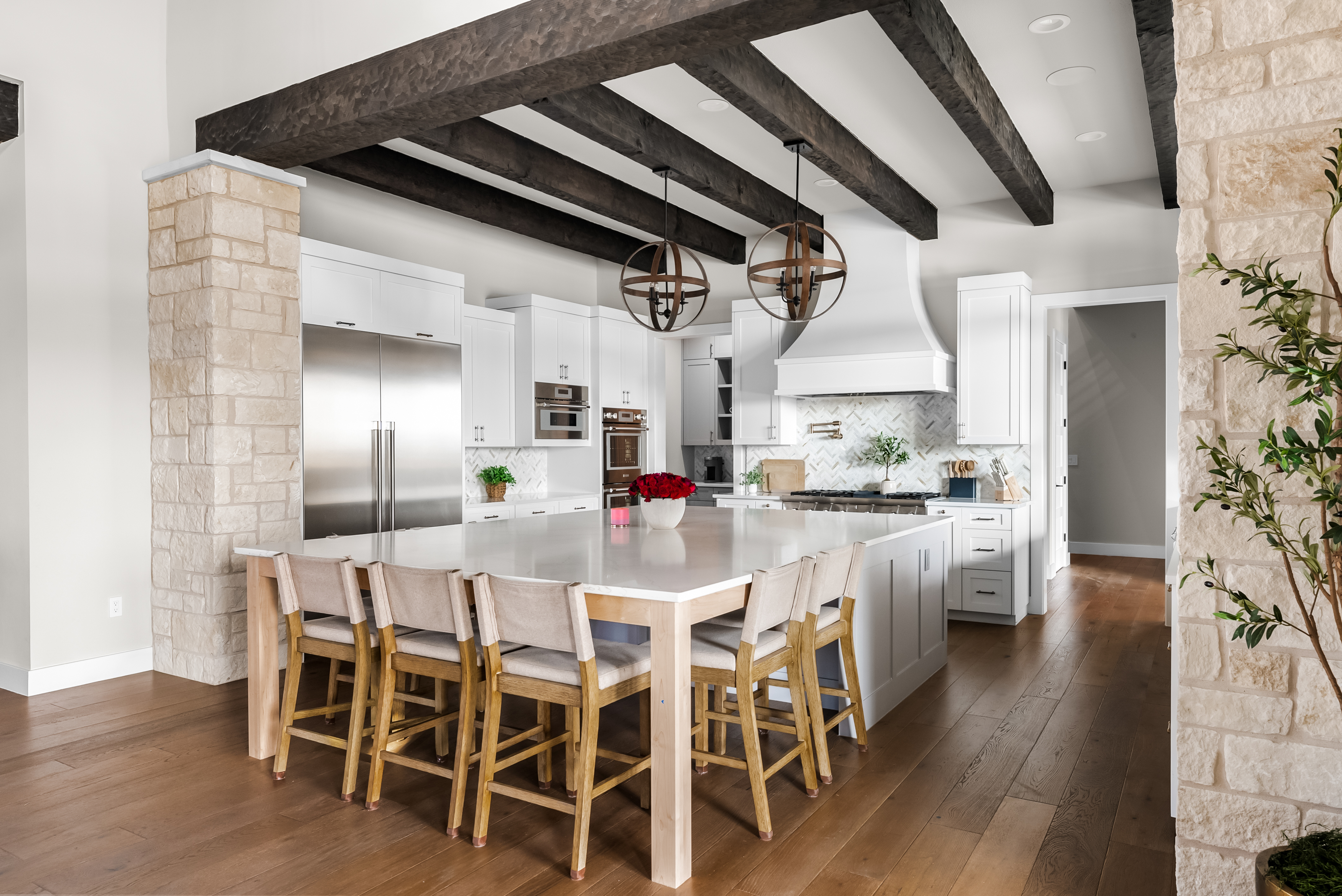611 Casasanta Trail 