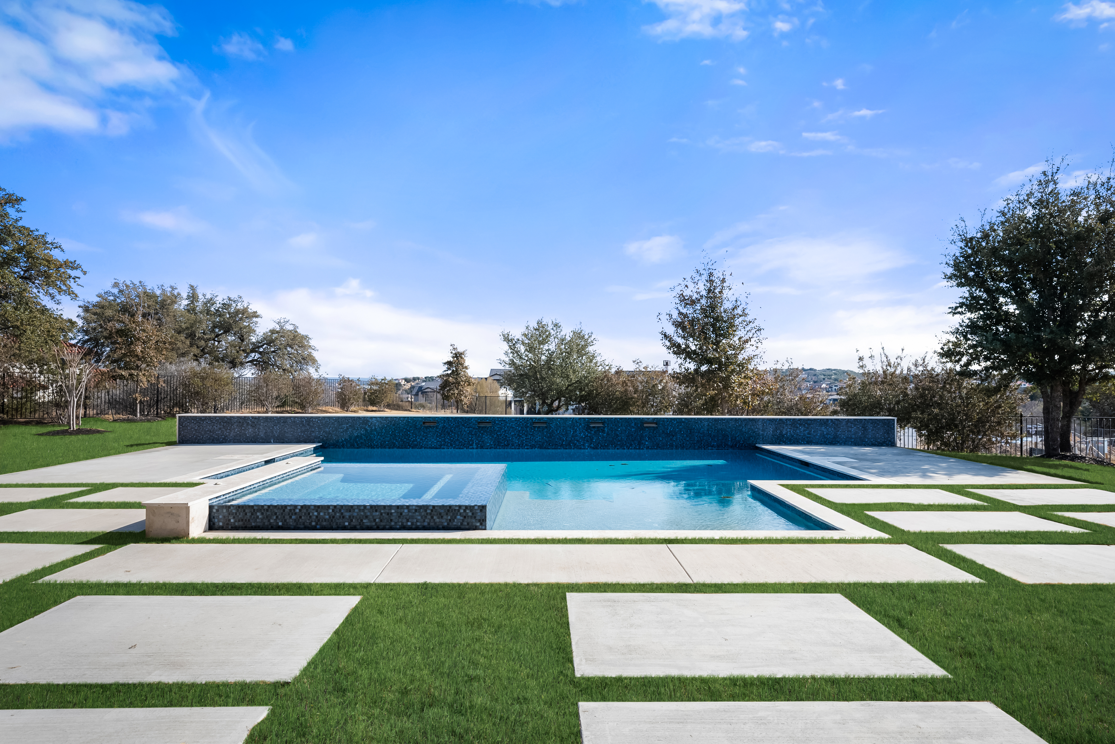 611 Casasanta Trail 