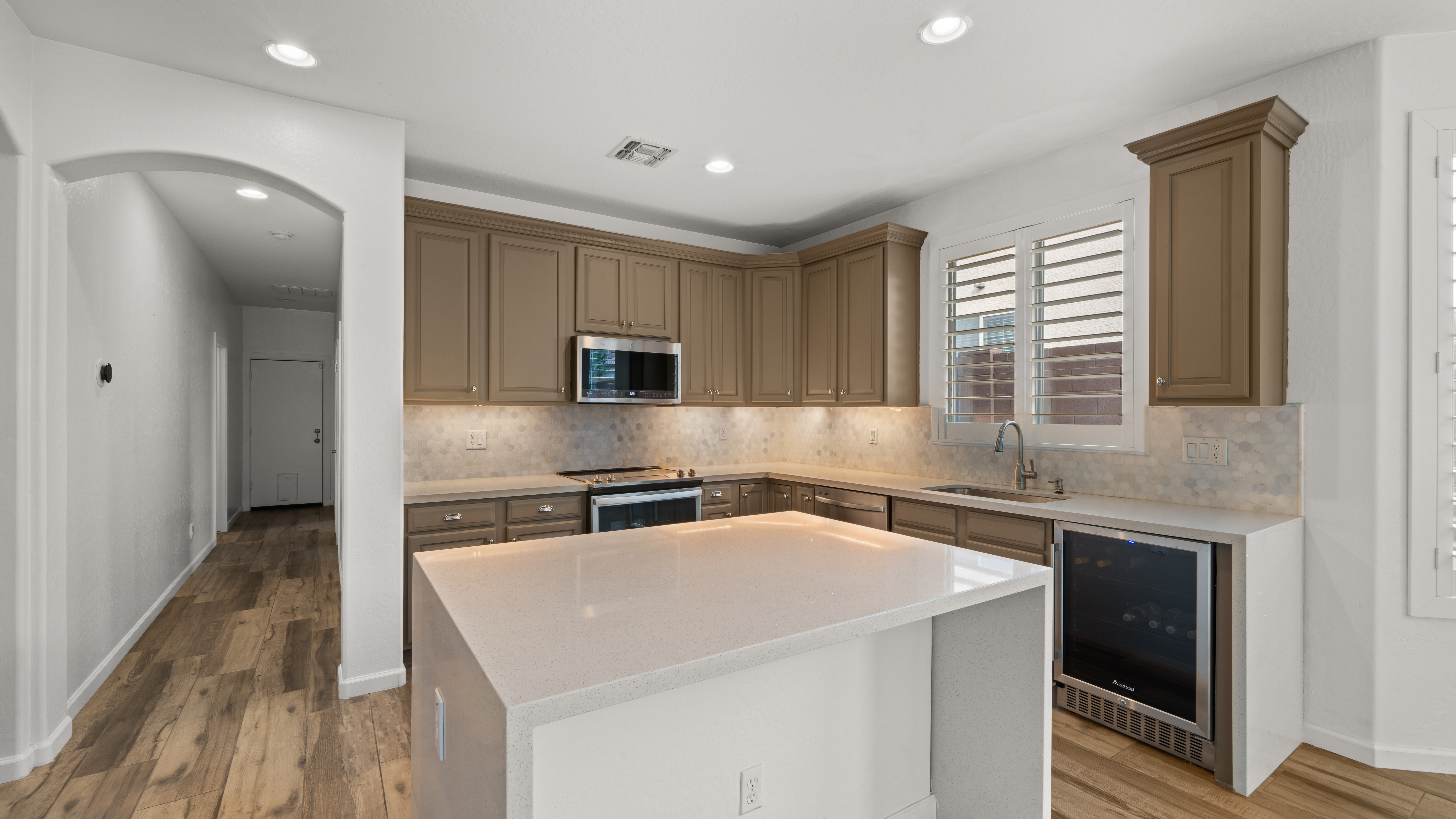 1831 E Valencia Drive 