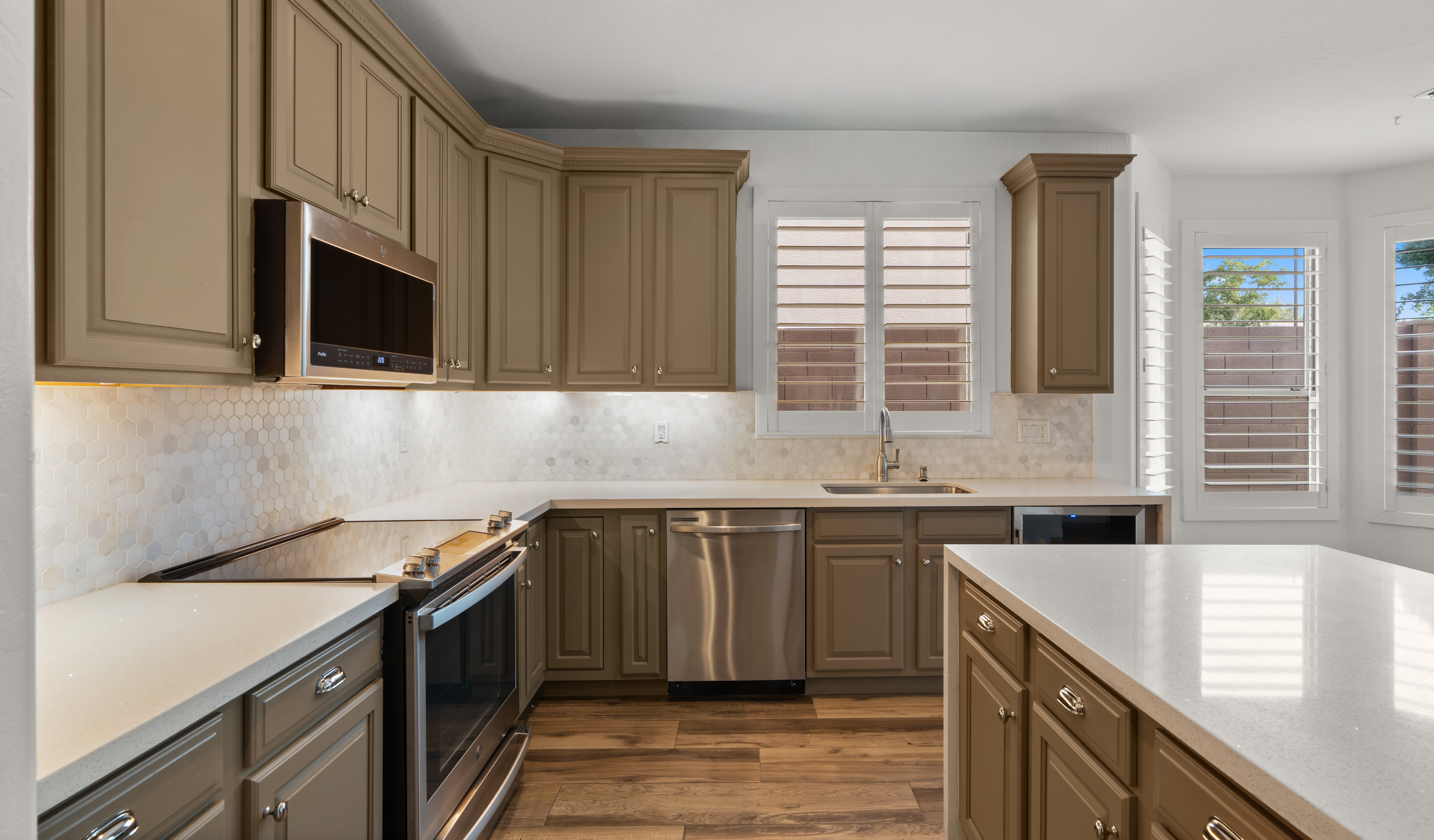 1831 E Valencia Drive 