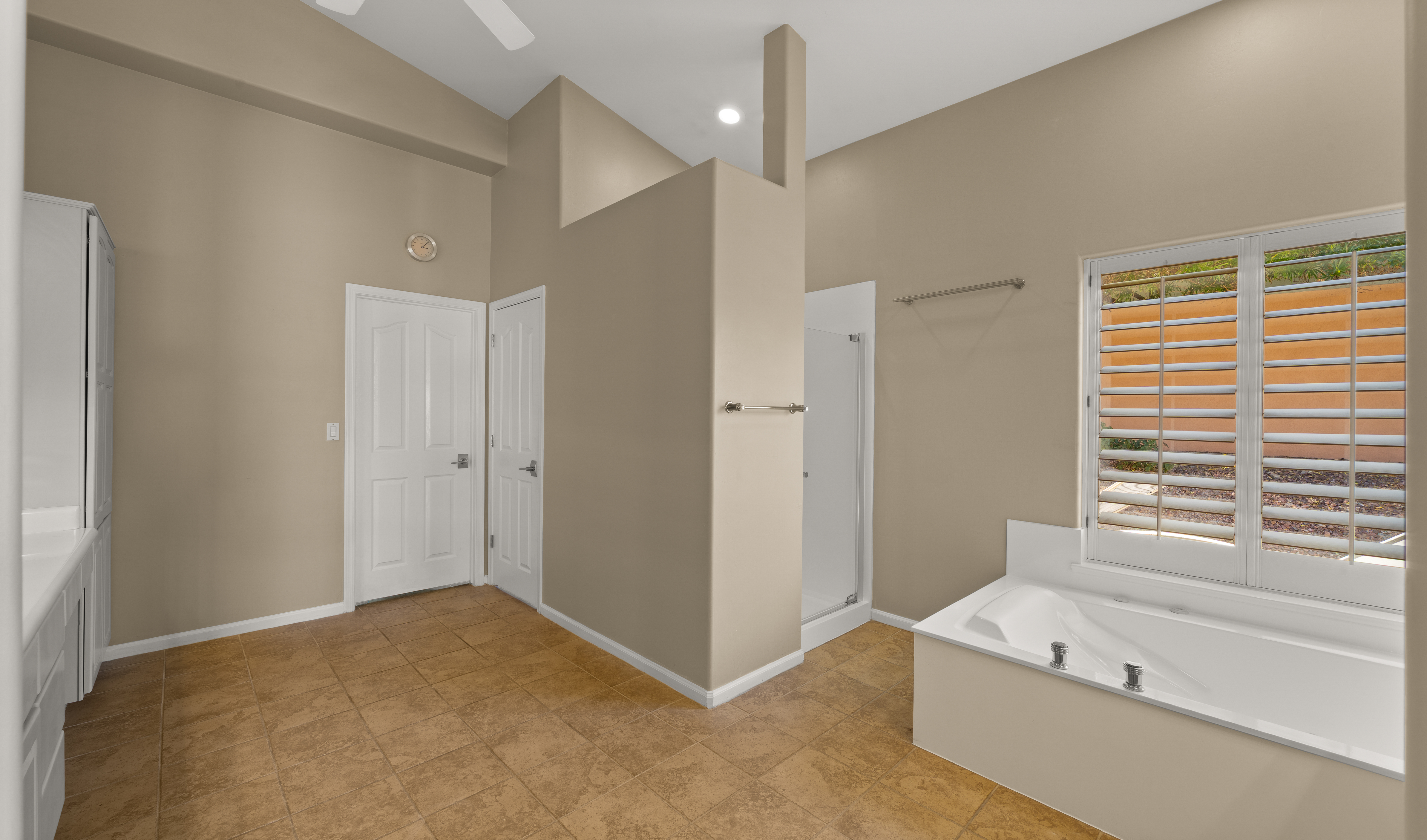 15045 S 6th Place 