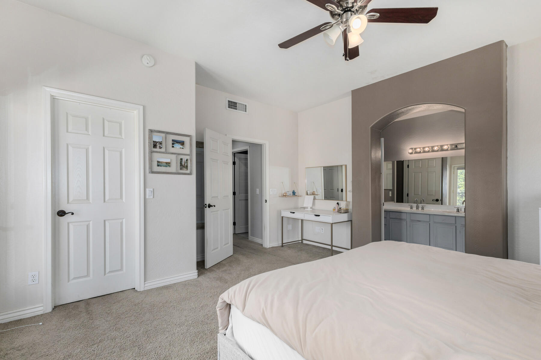 5015 E Cheyenne Drive Unit# 21