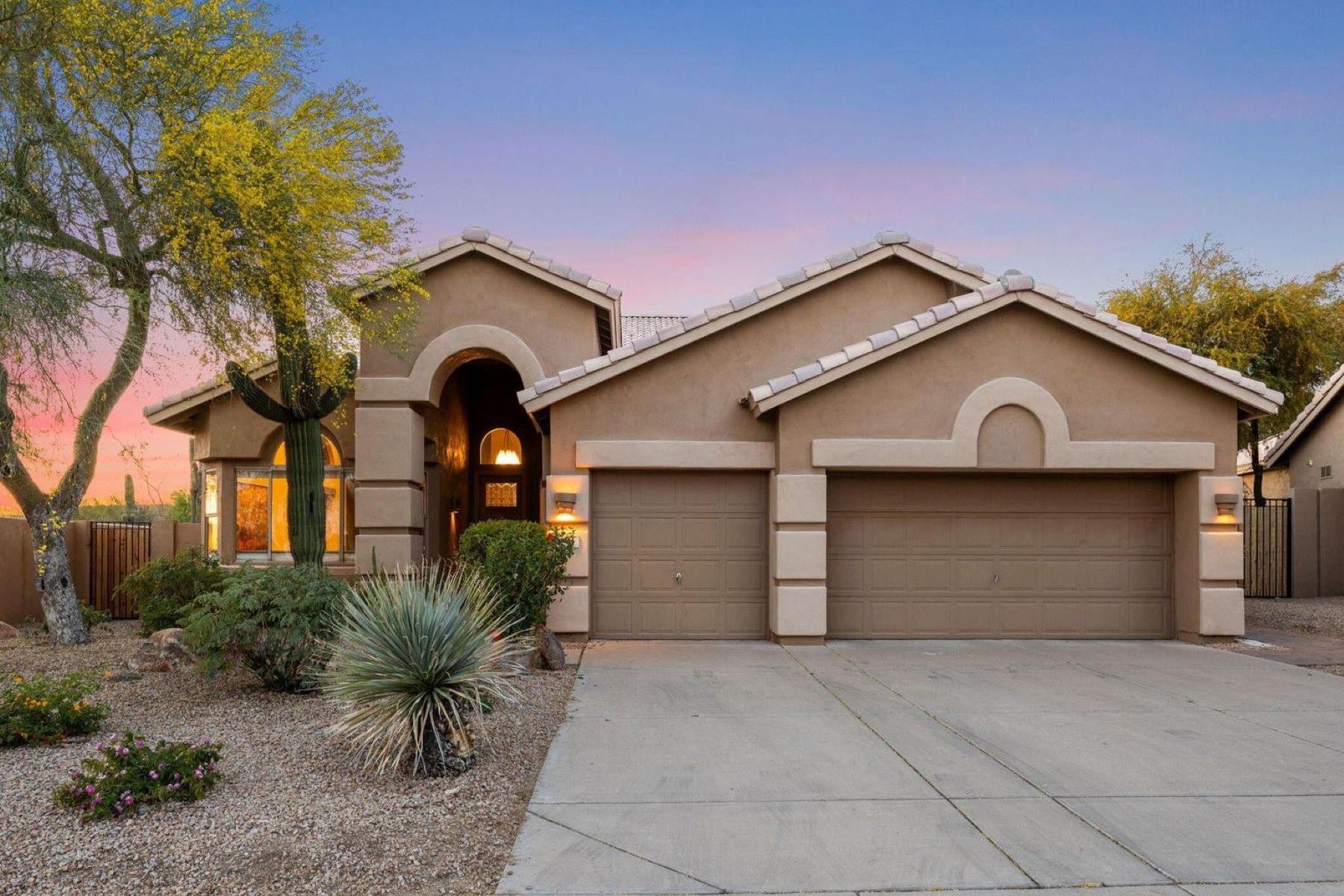 7414 E Whistling Wind Way 