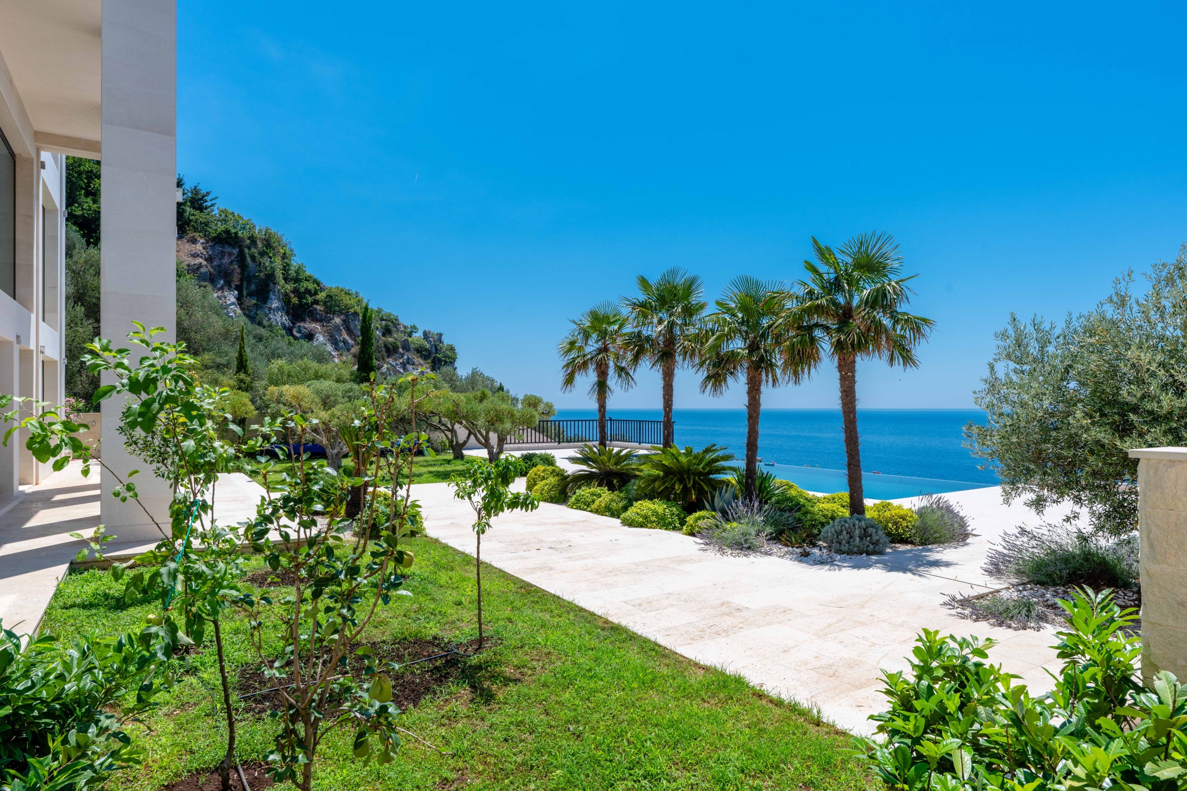 Budva Skocidjevojka