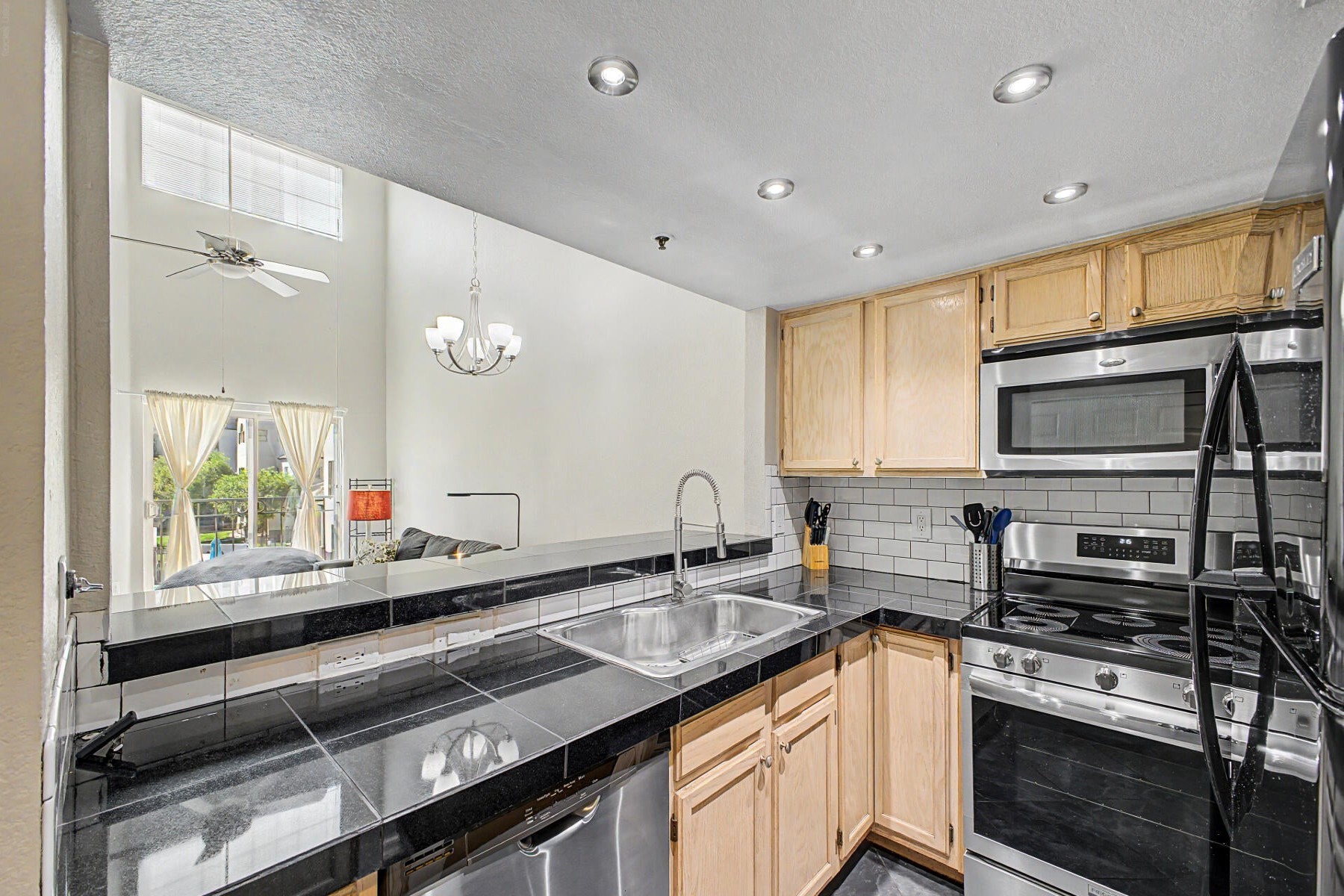 100 E Fillmore Street 216