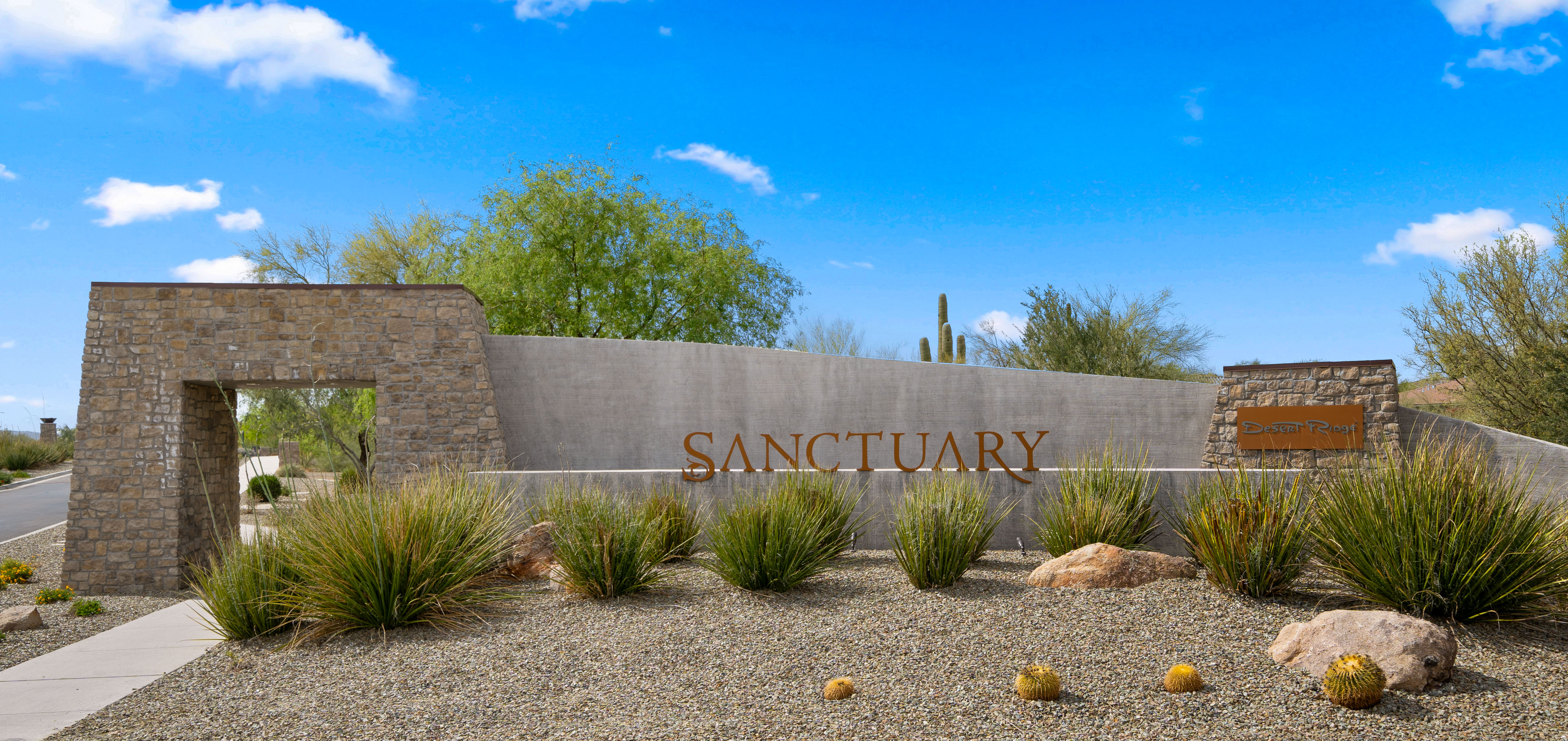 4724 E Parkside Lane 