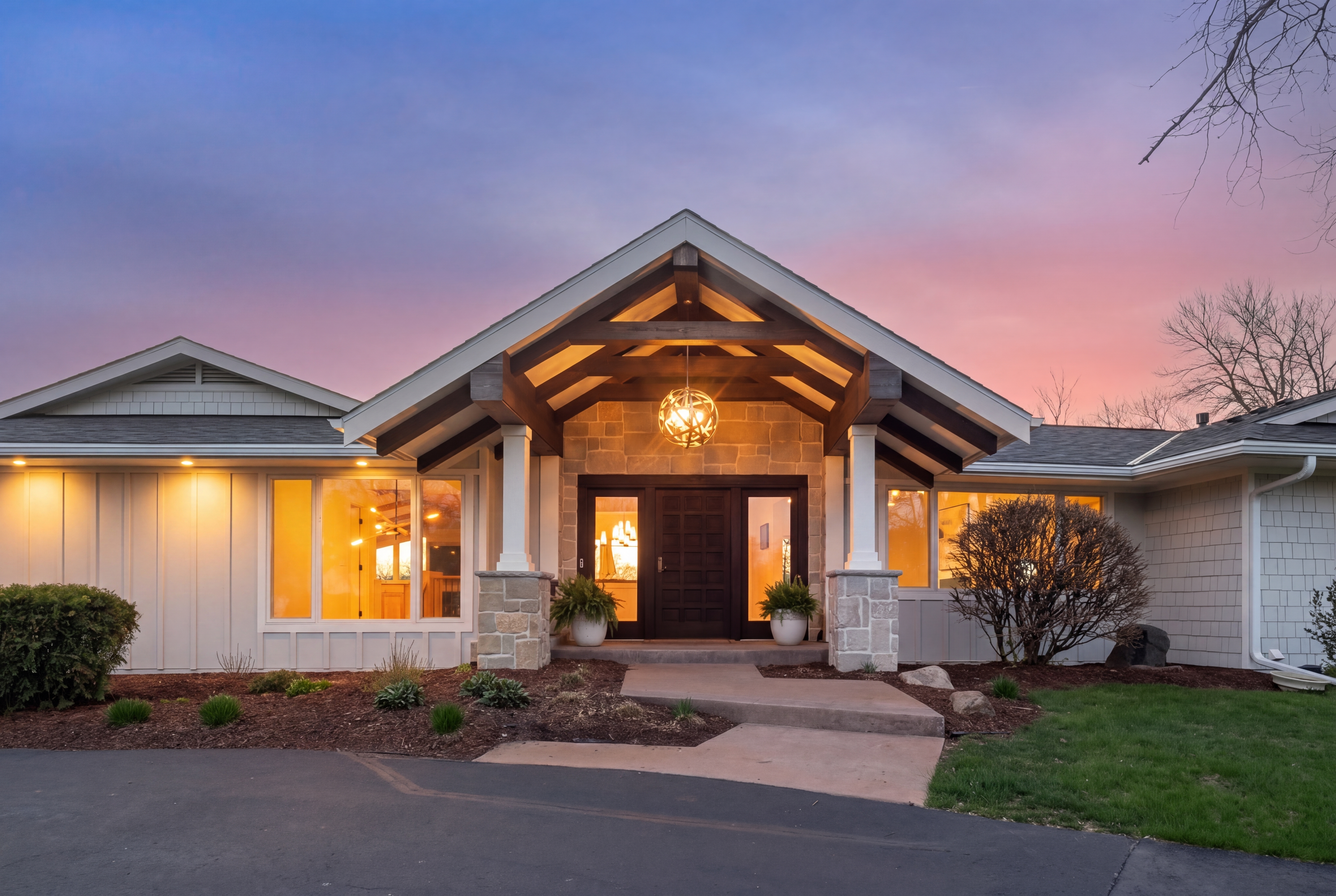 1155 Heritage Lane 